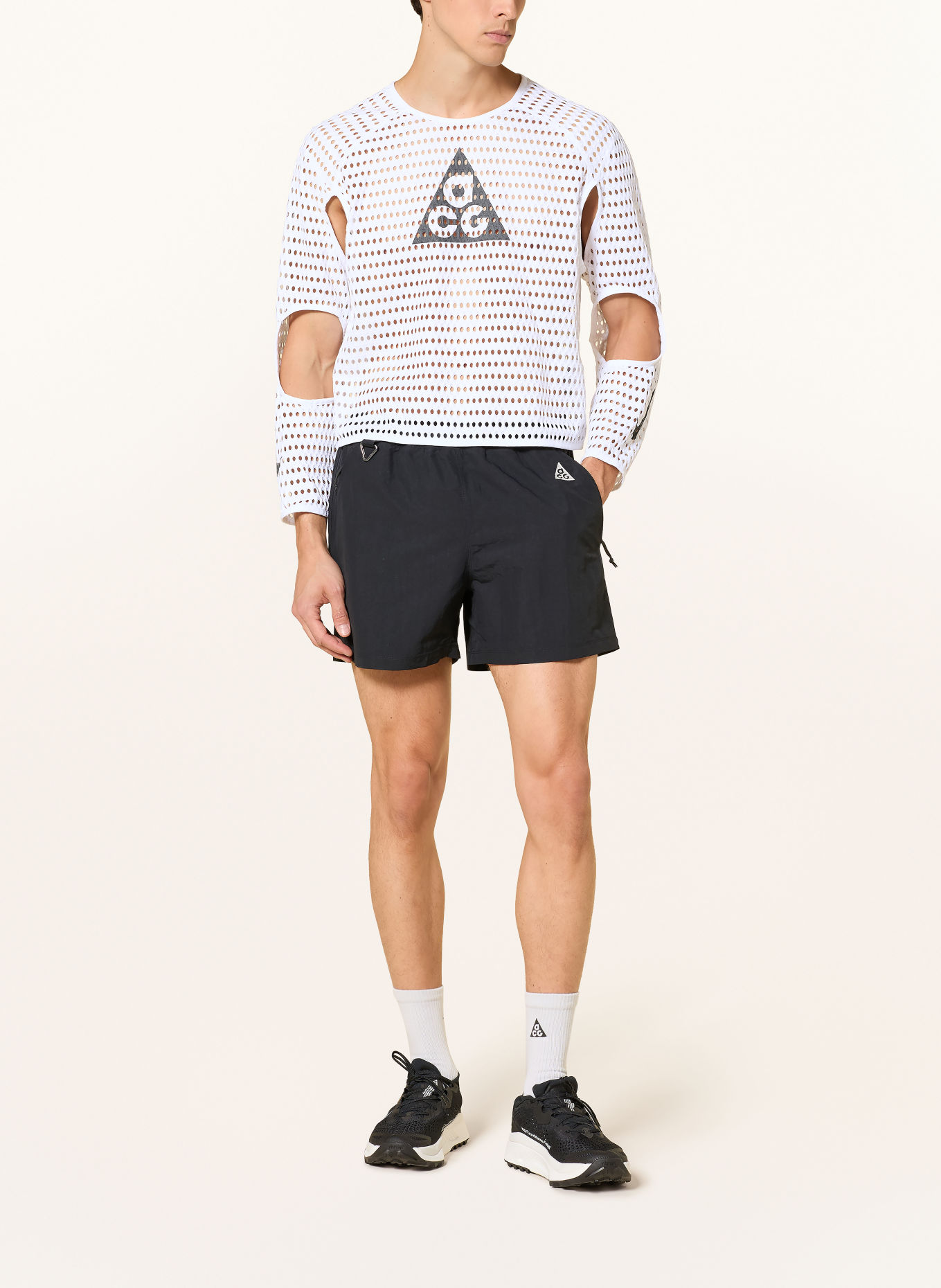 Nike Trainingsshirt ACG RADICAL AIRFLOW NXT met uitsnijdingen: WIT