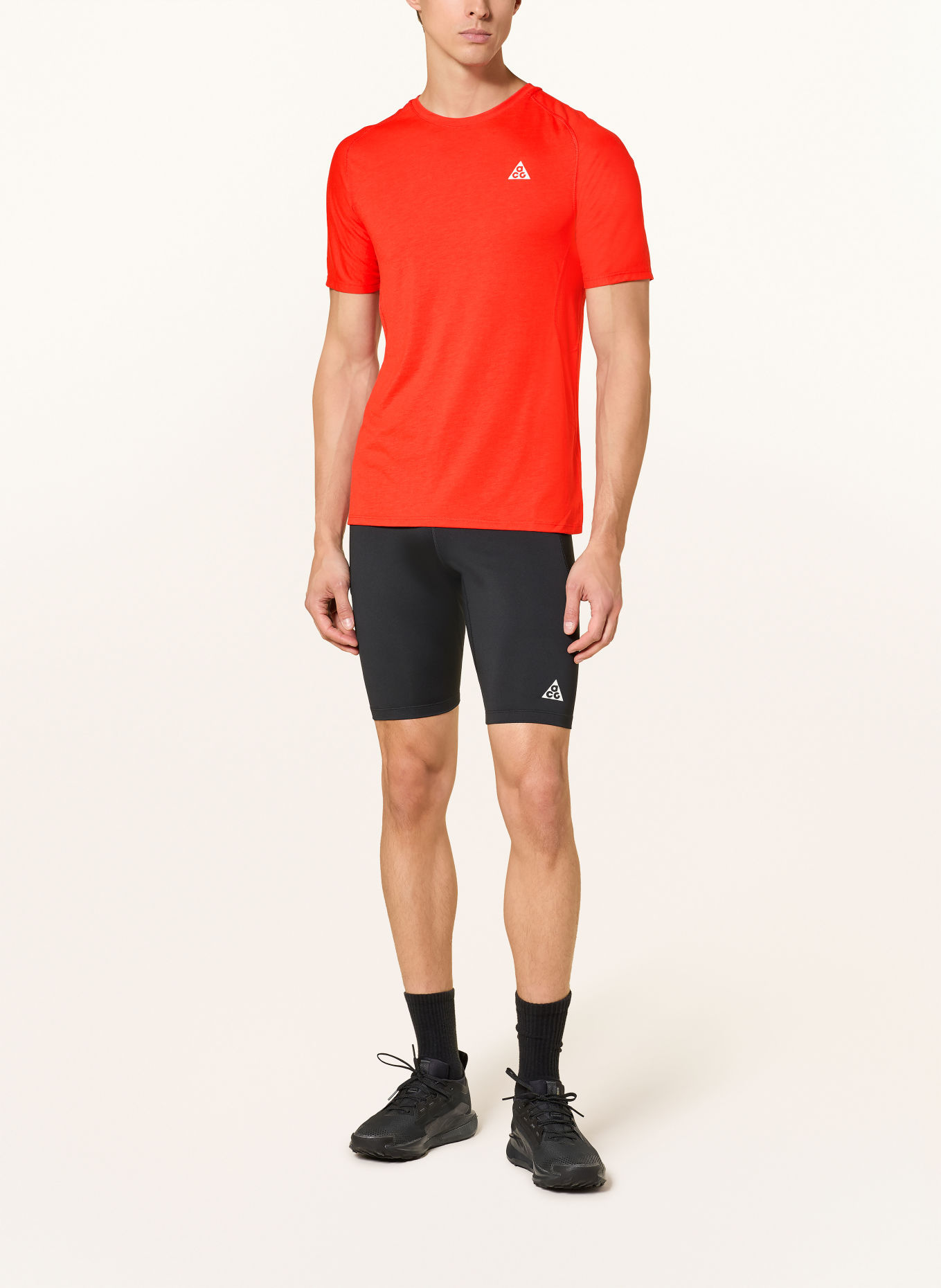 Nike Funktionsshirt ACG SOLAR CHASE: ROT