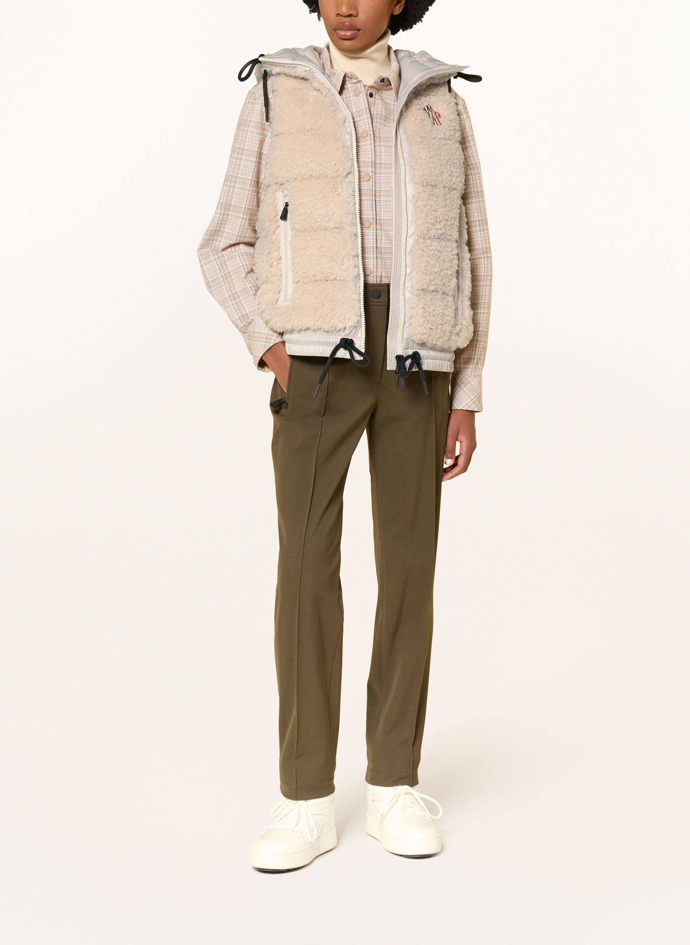 MONCLER GRENOBLE Daunenweste in Teddyfell-Optik: CREME