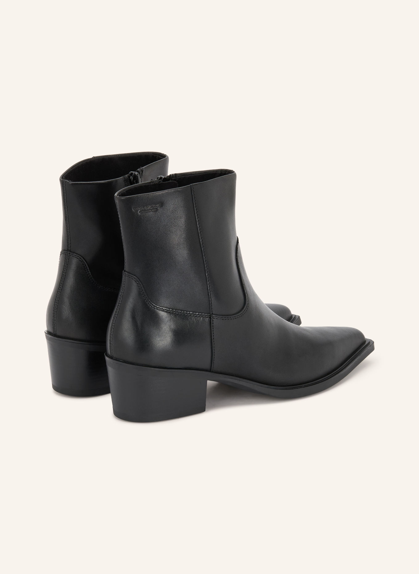 VAGABOND SHOEMAKERS KELSEY Ankle boots: BLACK