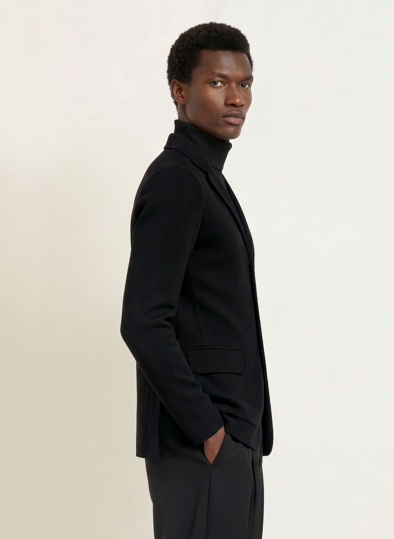 LARDINI Dzianinowa marynarka o kroju slim fit: CZARNY