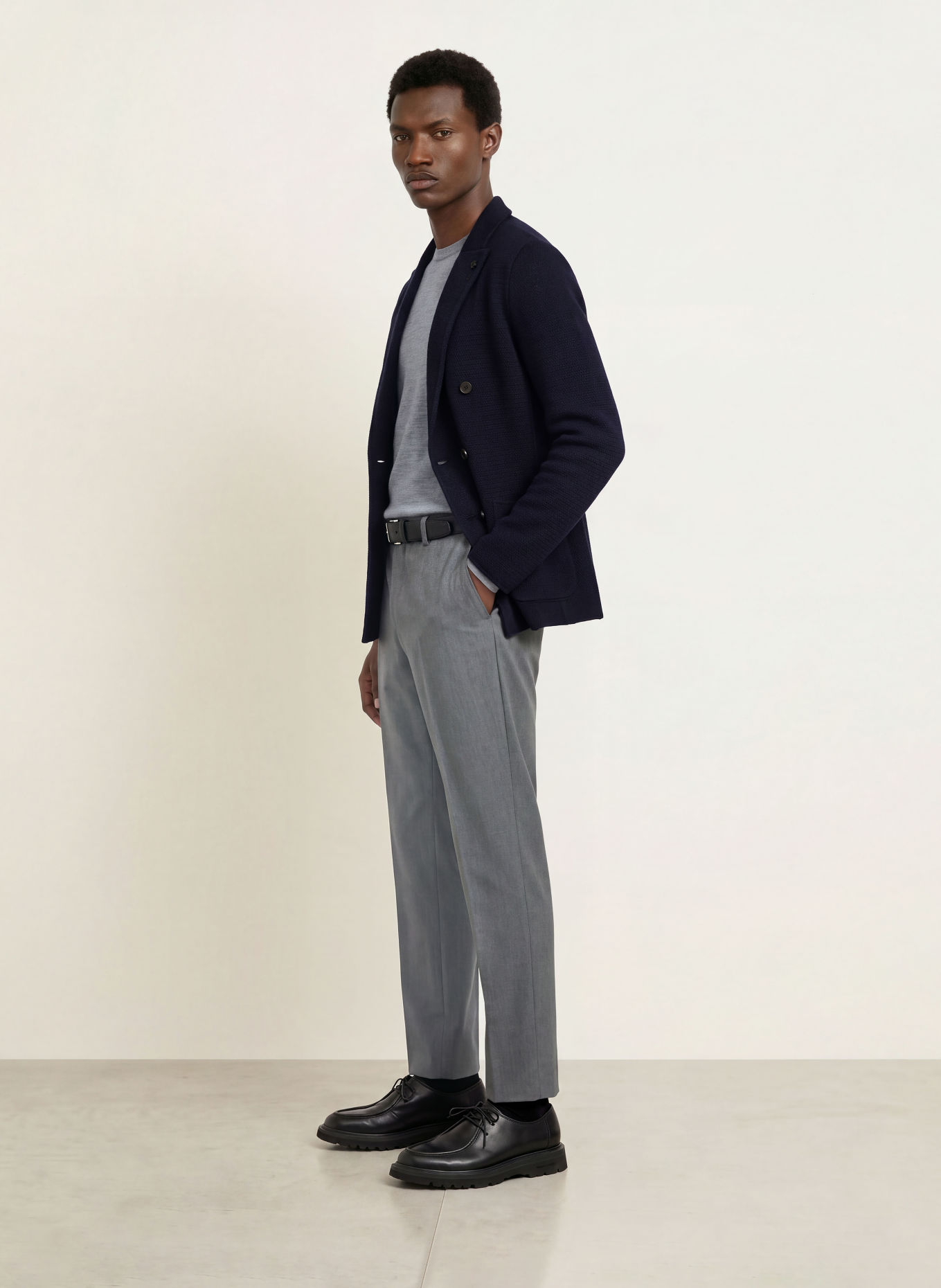LARDINI Dzianinowa marynarka o kroju slim fit: GRANATOWY