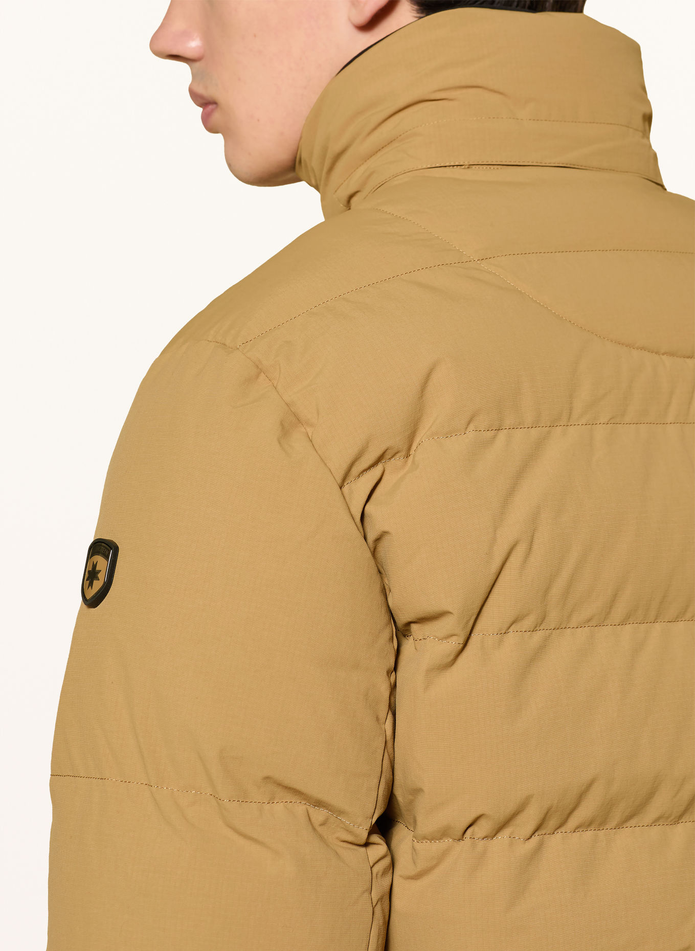 WELLENSTEYN Steppjacke BLACKBIRD mit abnehmbarer Kapuze: BEIGE