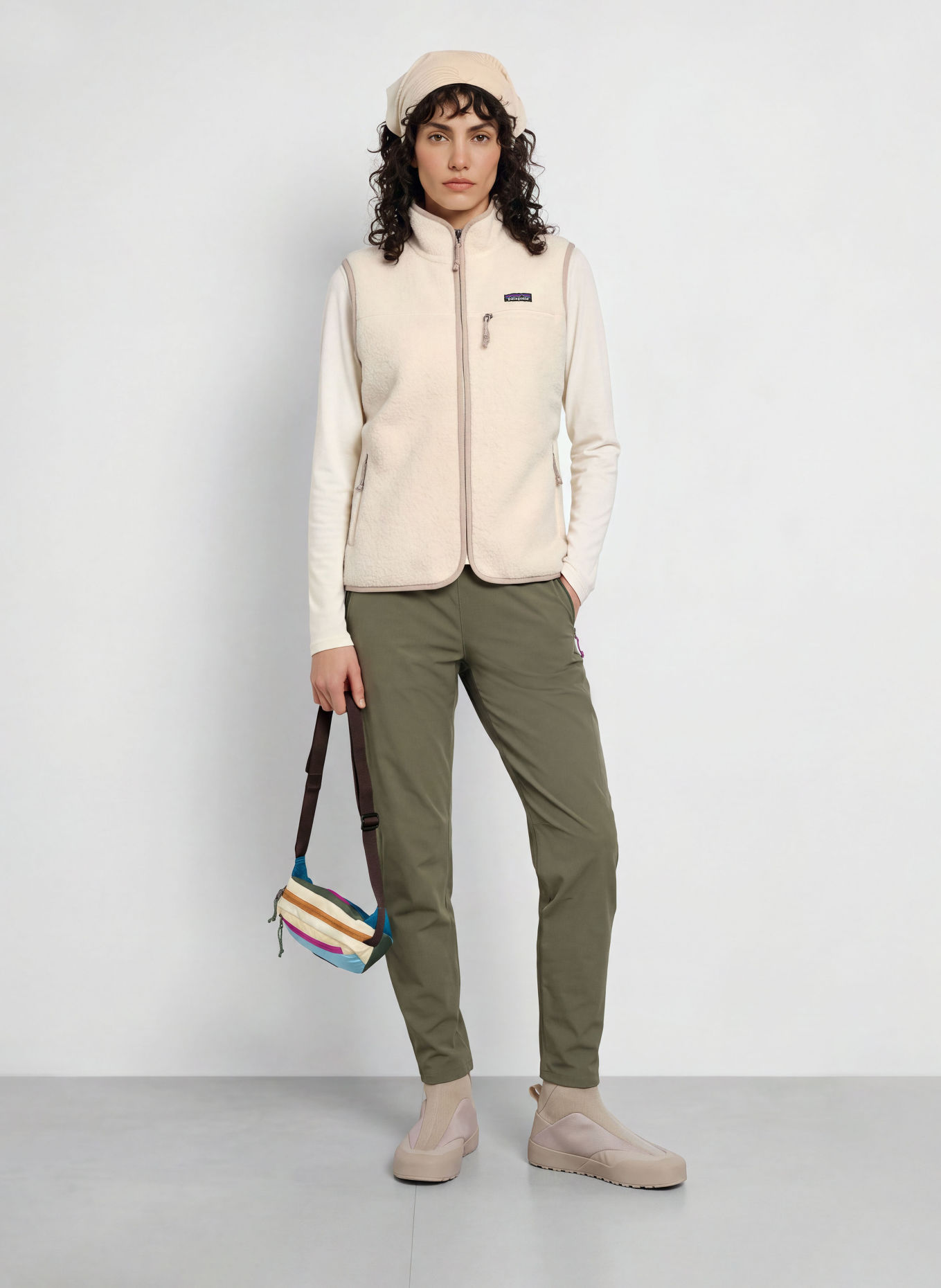 patagonia RETRO PILE Fleece Vest: CREAM / BEIGE