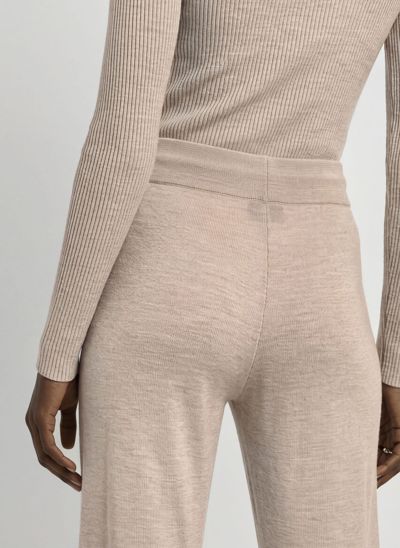 WE NORWEGIANS GEILO Track pants: BEIGE
