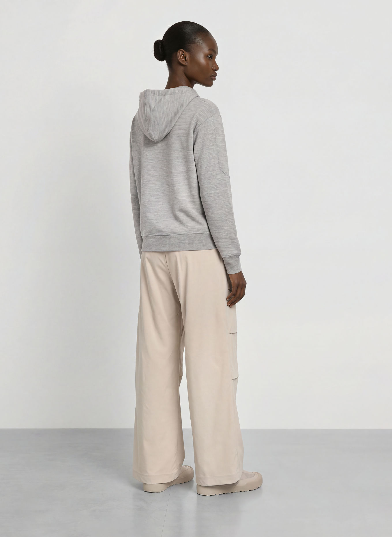 icebreaker Bluza z kapturem 360 REALFLEECE ELEMENTAL z wełny merynosowej: SZARY