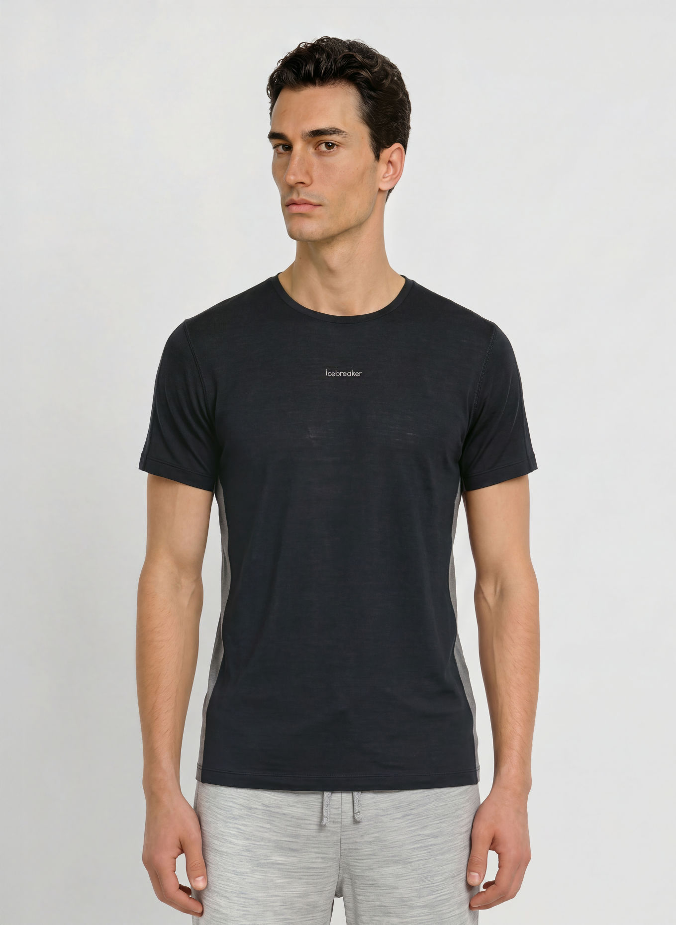icebreaker Trainingsshirt 125 COOL-LITE™ SPHERE met merinowol: ZWART / DONKERGRIJS