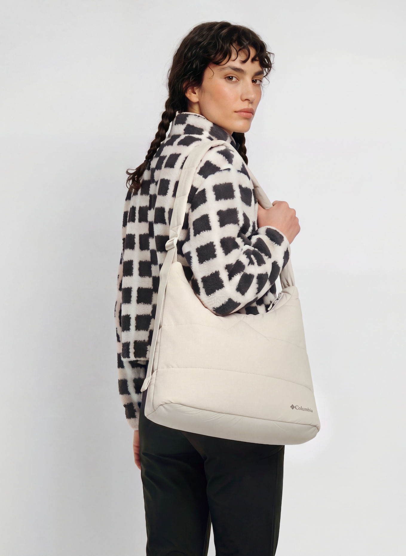 Columbia CSC LUXE™ Sports Bag: ECRU