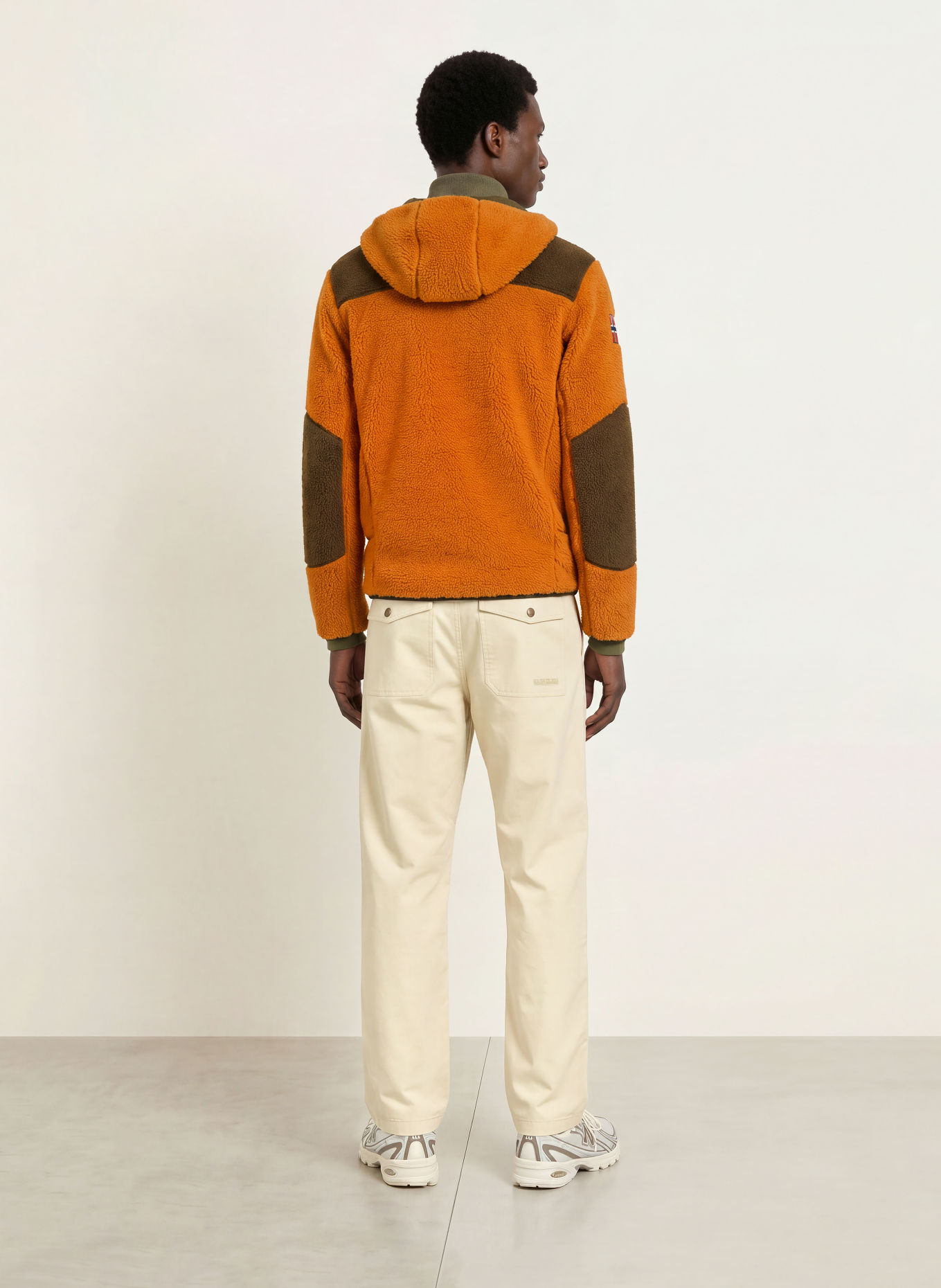 NAPAPIJRI Veste polaire YUPIK: ORANGE / MARRON FONCÉ / KAKI