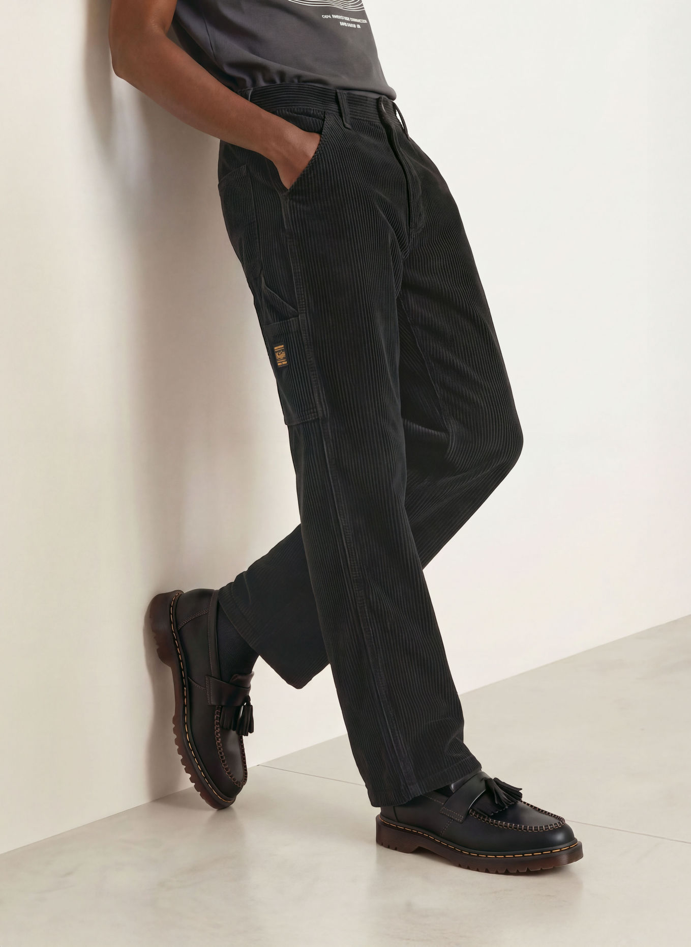 Levi's® Corduroy Pants 568™ Loose Straight Fit: BLACK