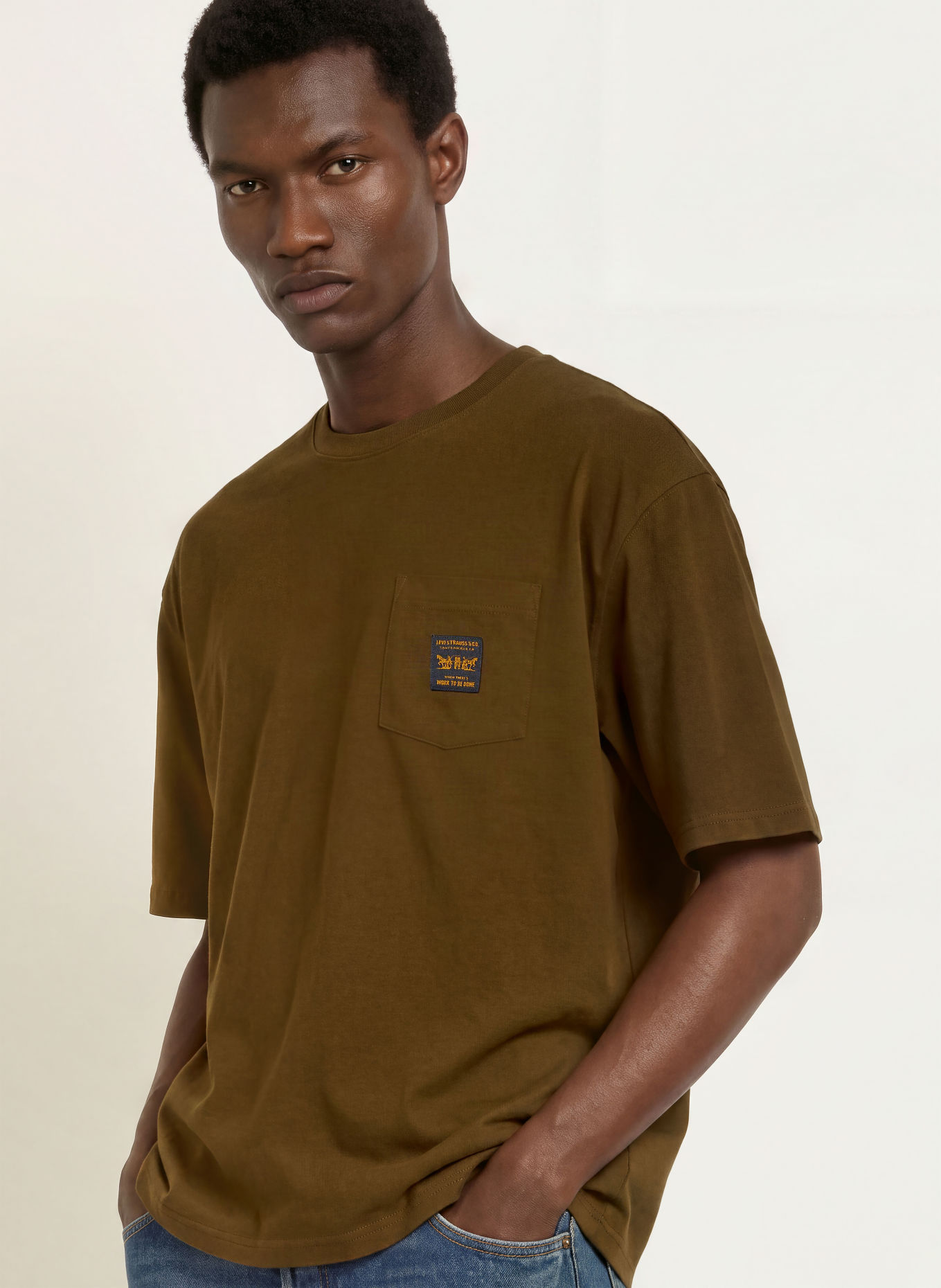 Levi's® T-shirt: MARRON FONCÉ