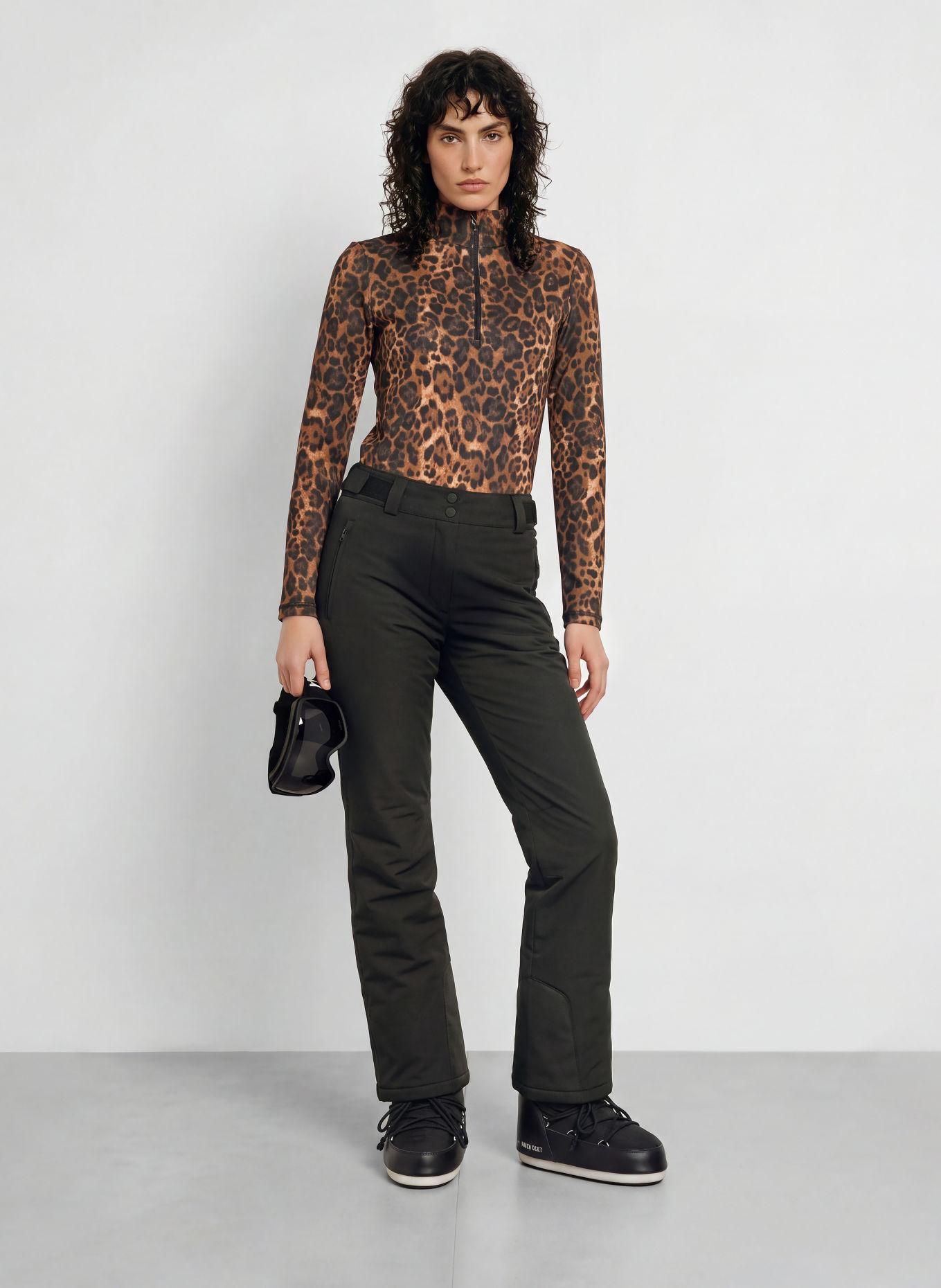 MRS & HUGS Midlayer: BRAUN / SCHWARZ