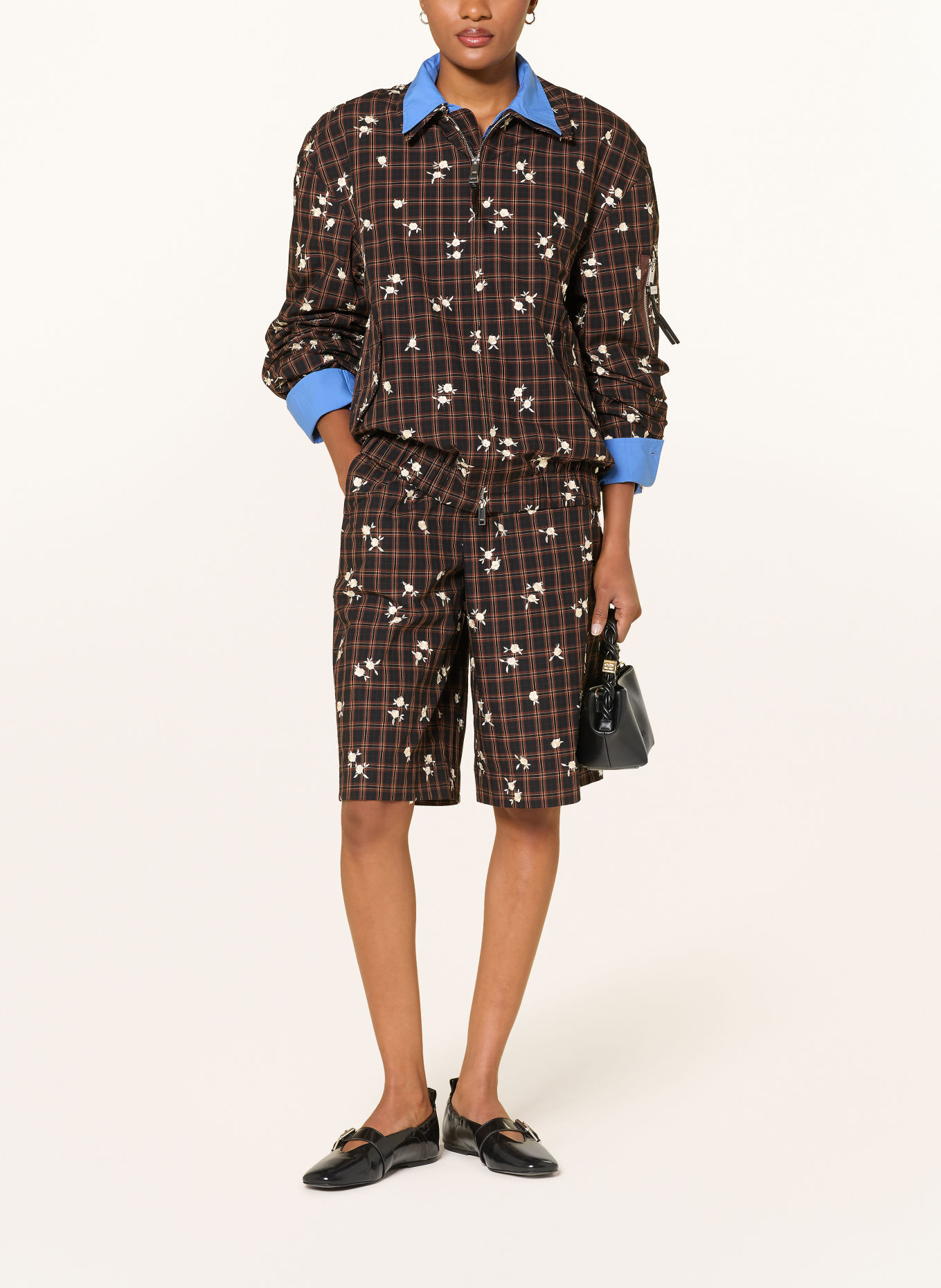 GANNI Short: MARRON FONCÉ / WIT / ZWART