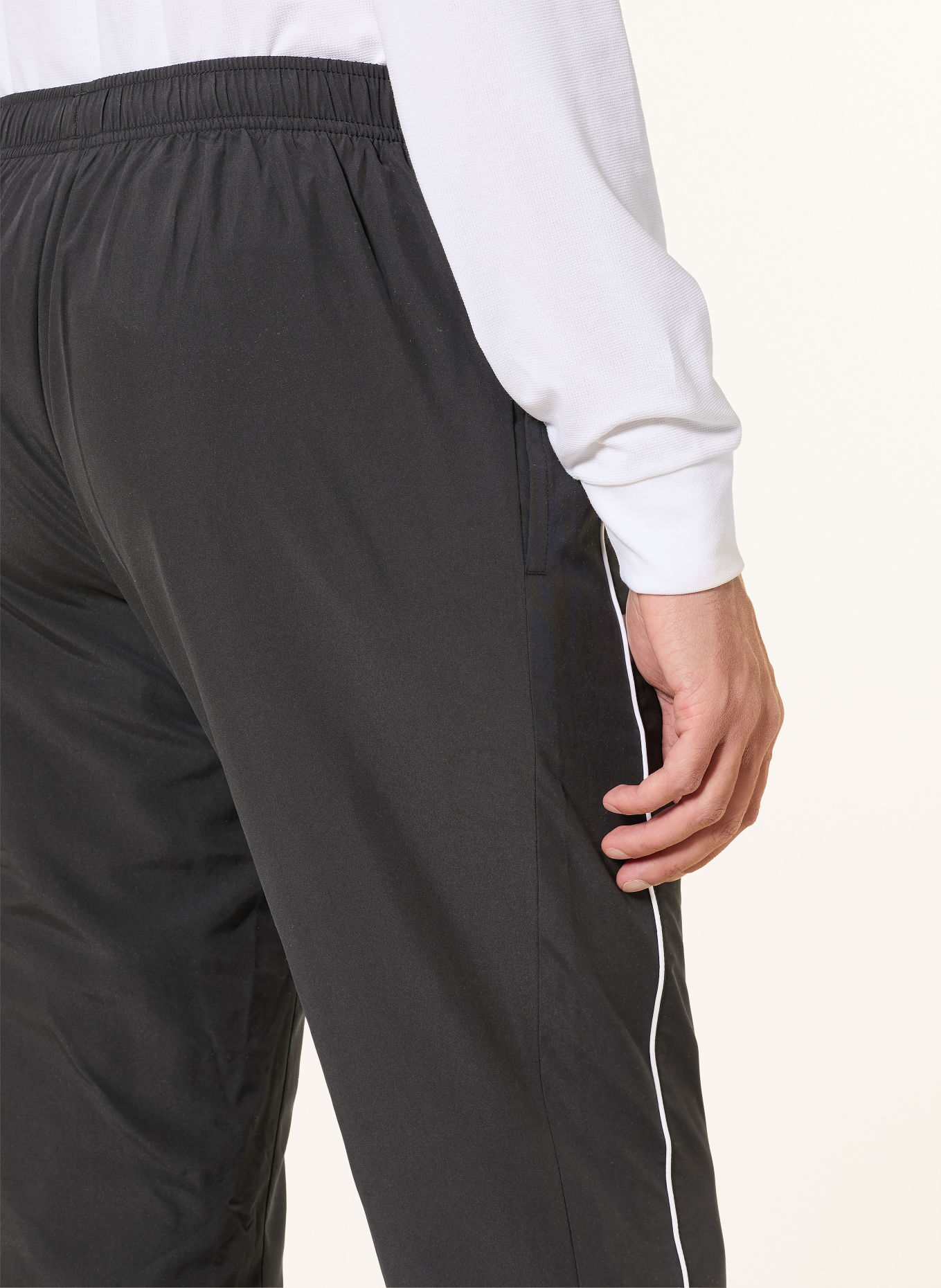 LACOSTE Track Pants mit Galonstreifen: SCHWARZ