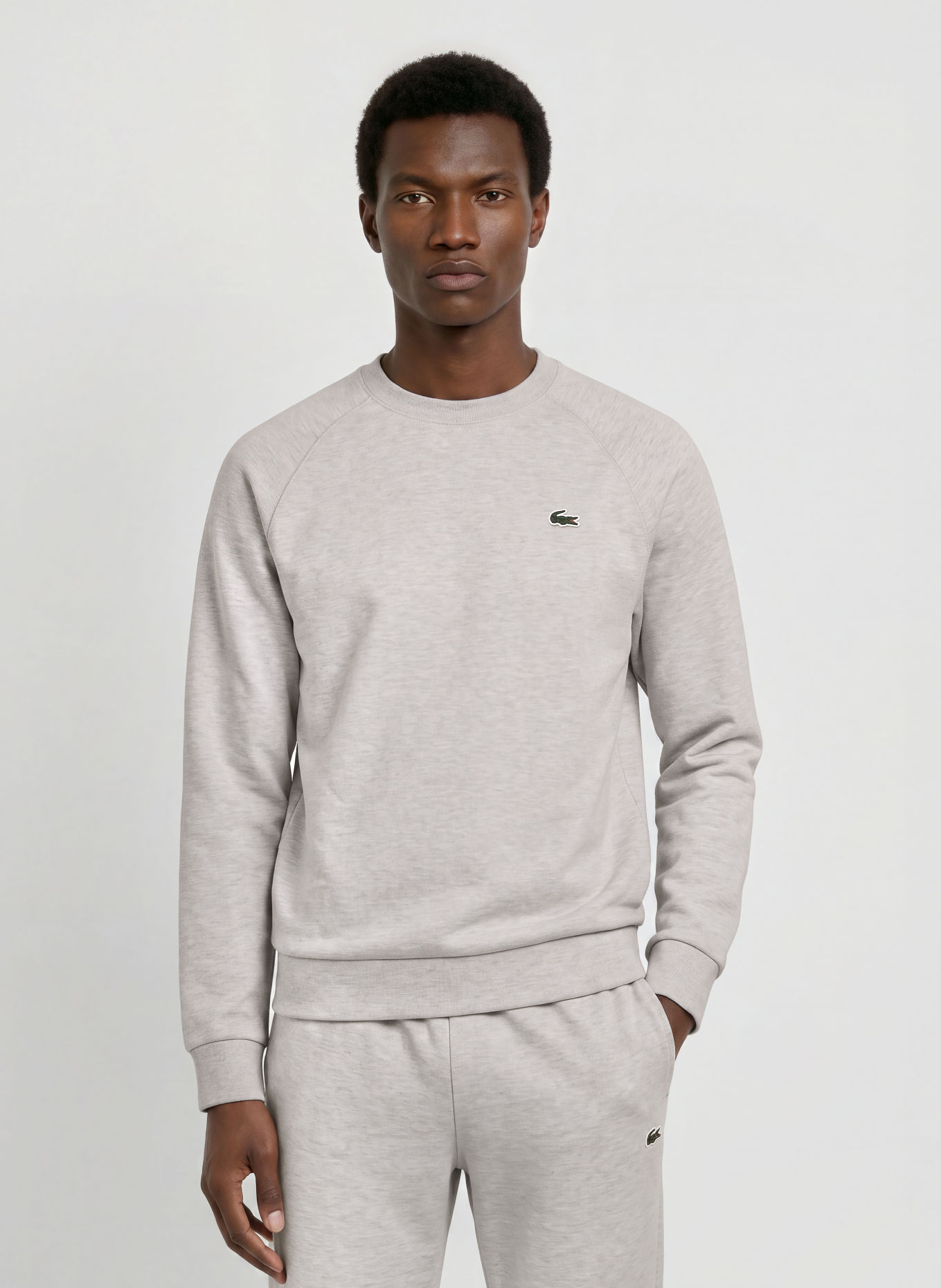 LACOSTE Sweatshirt: LJUSGRÅ