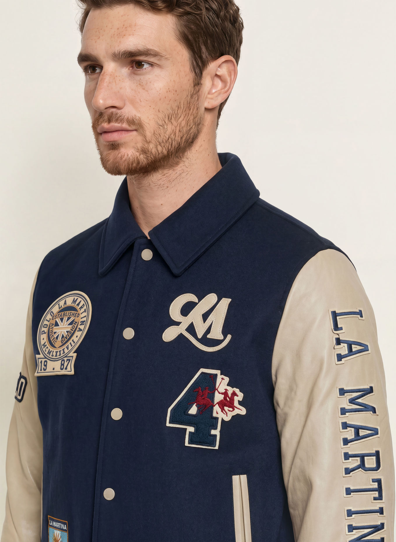 LA MARTINA College-Jacke im Materialmix: DUNKELBLAU / HELLBRAUN / DUNKELROT