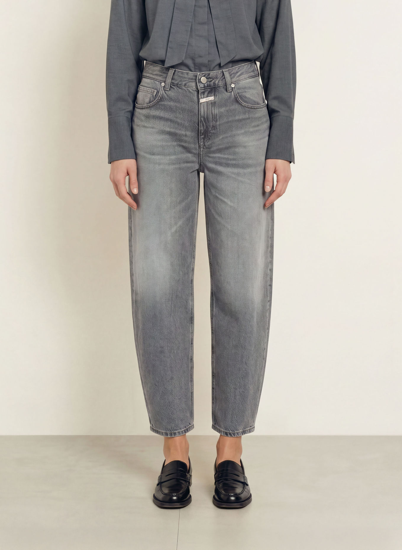 CLOSED Jean barrel JAZZIE: MGY MID GREY