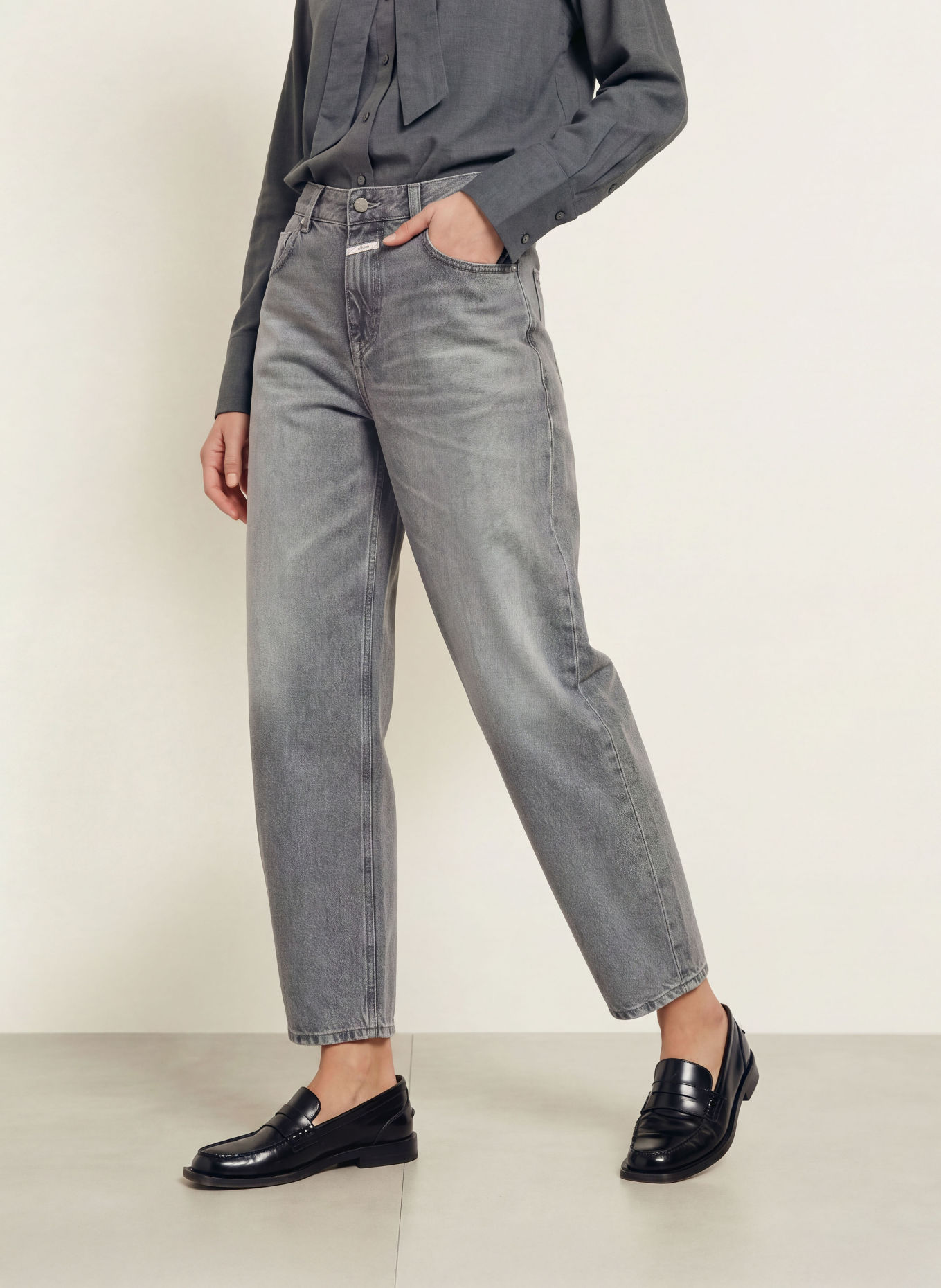 CLOSED Jean barrel JAZZIE: MGY MID GREY