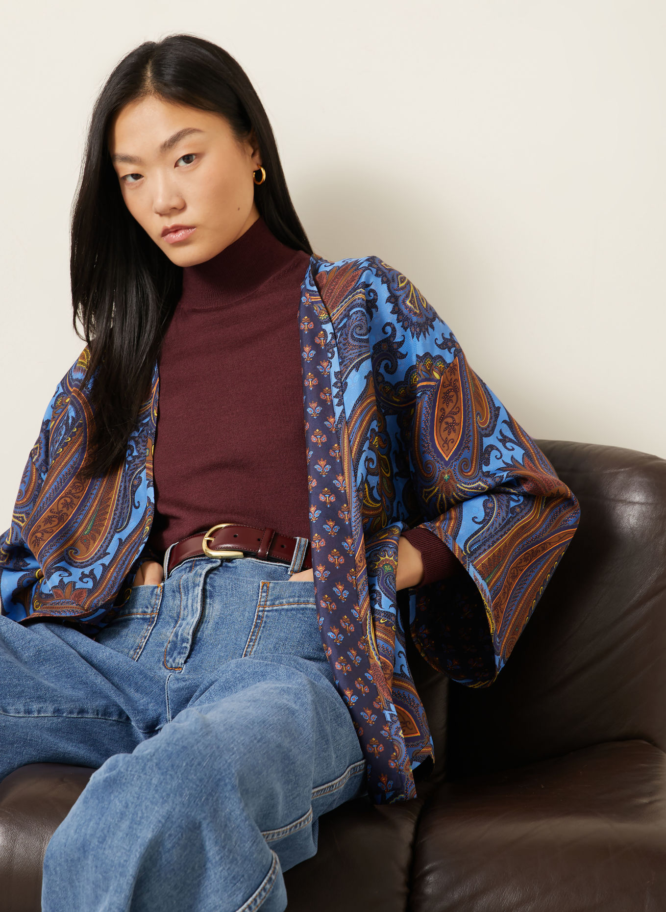 ETRO Seidenhülle mit 3/4-Arm: BLAU / BRAUN / DUNKELBLAU