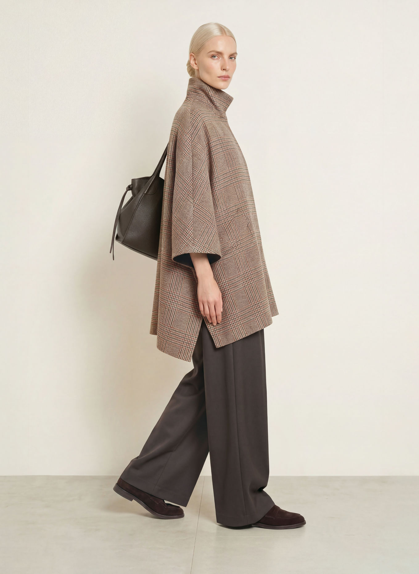 FUCHS SCHMITT Cape SWANSEA: LICHTBRUIN / MARRON FONCÉ / DONKERROOD