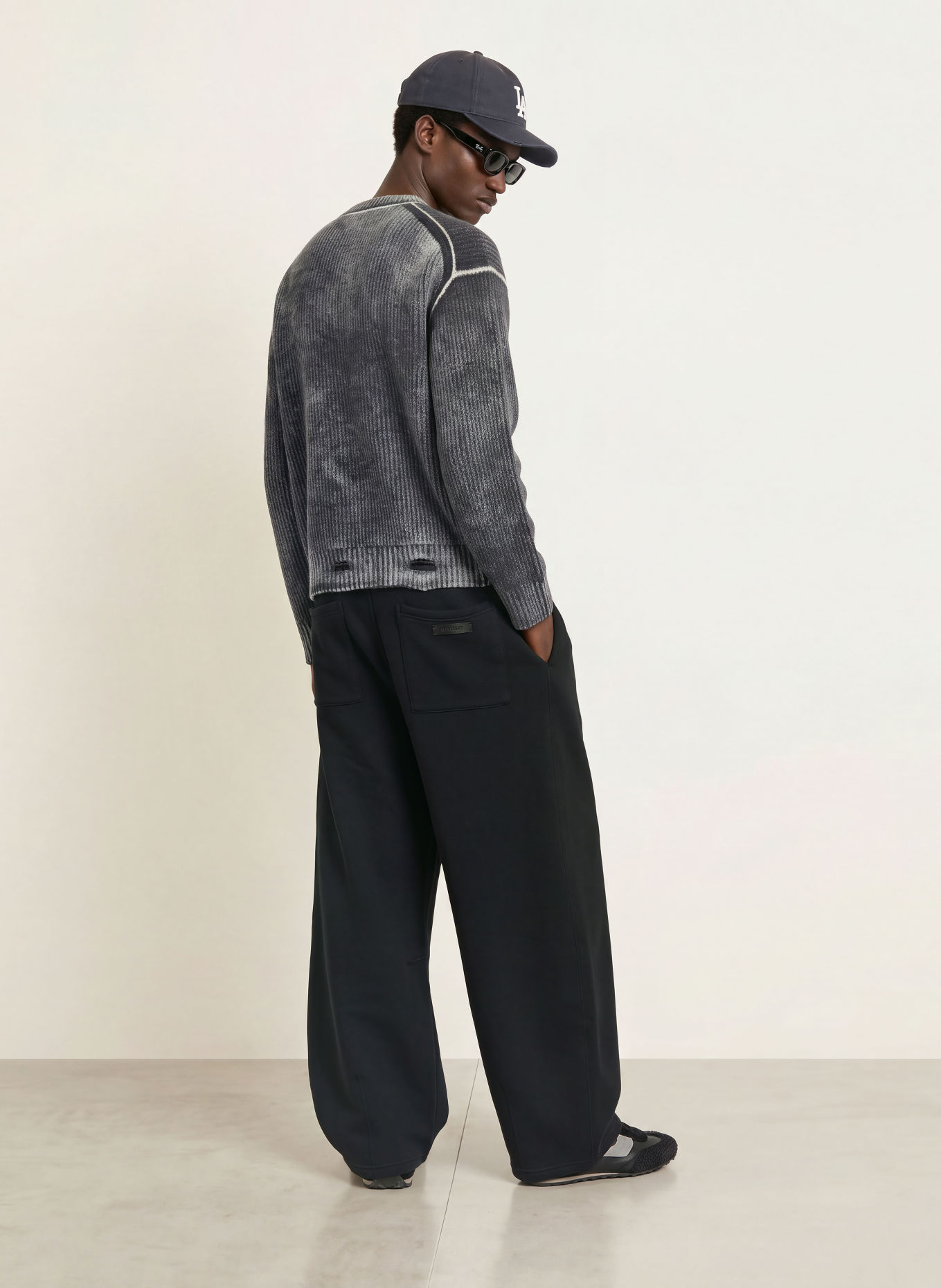 REPRESENT Sweatpant HEAVYWEIGHT: ZWART