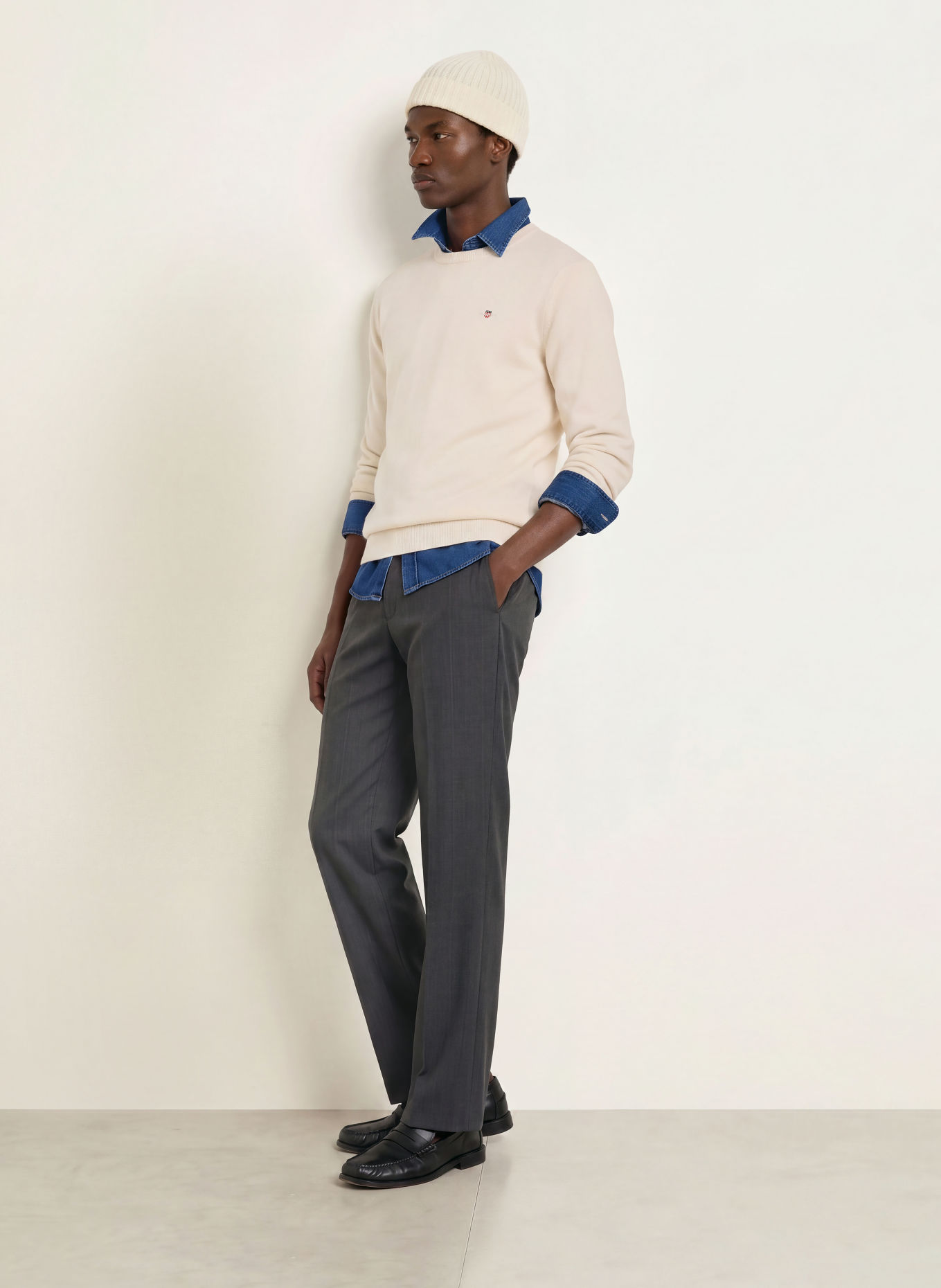 GANT Sweater: WHITE