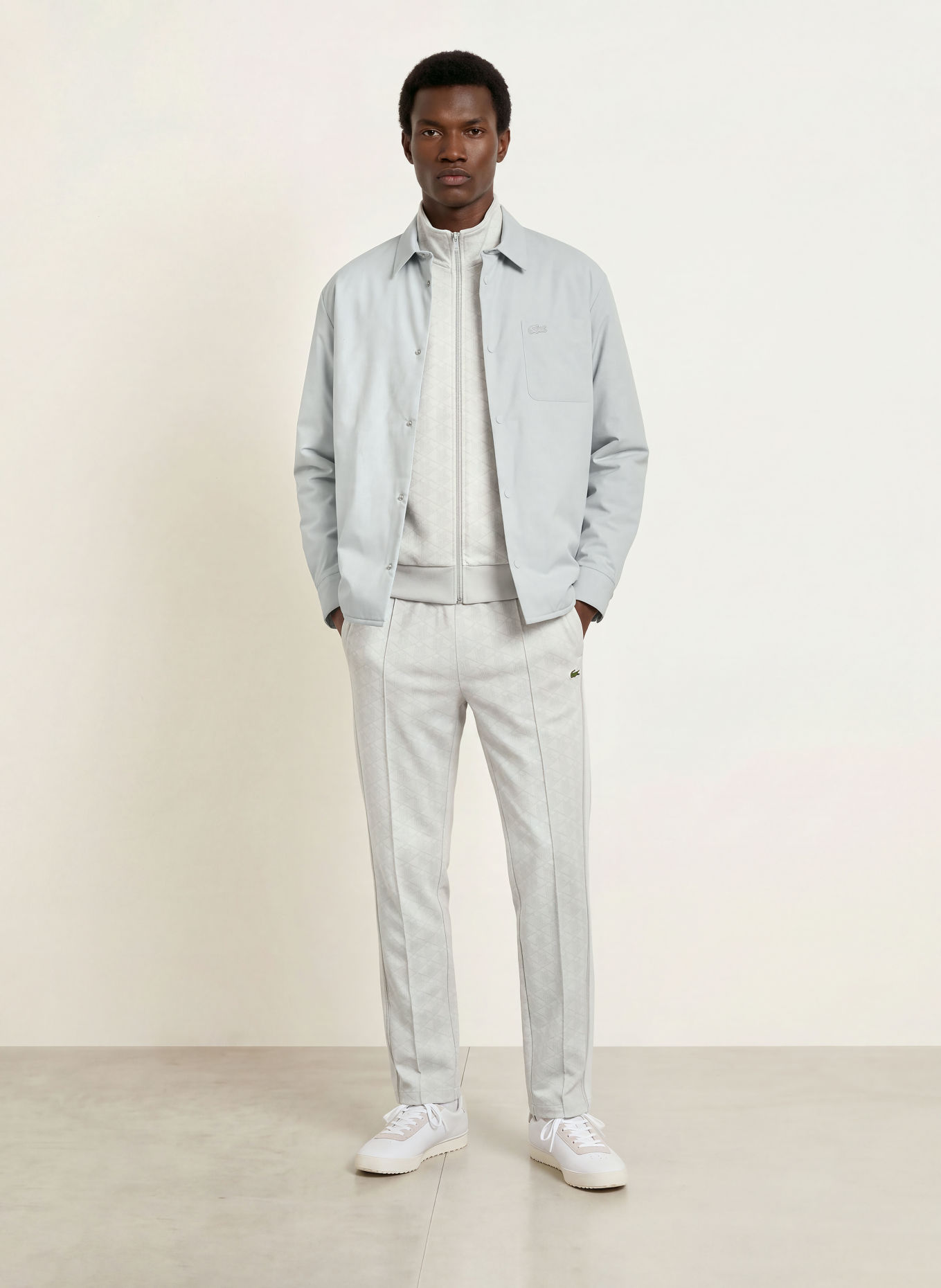 LACOSTE Surveste: GRIS CLAIR