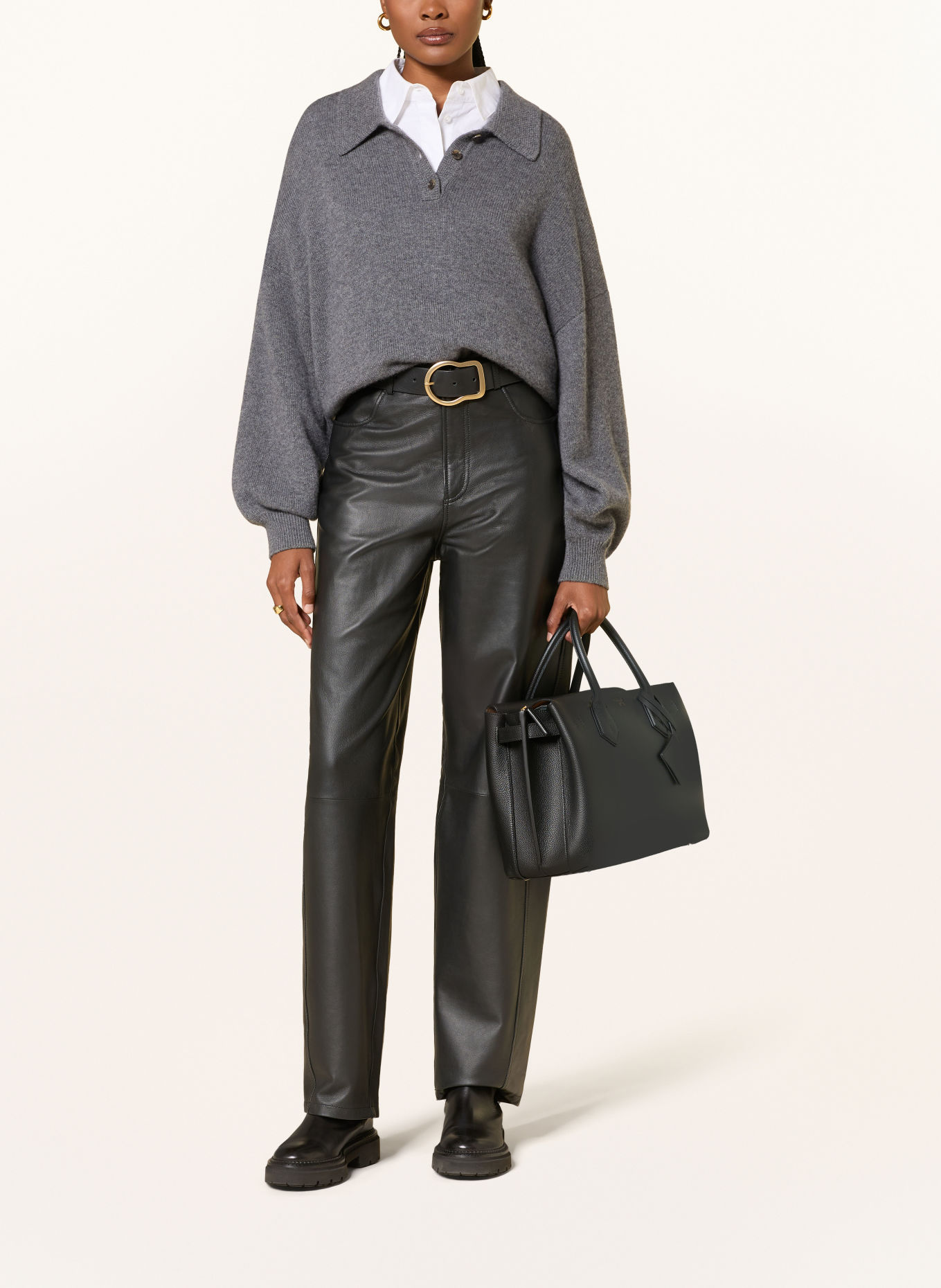 MCM MILLA MEDIUM Crossbody Bag: BLACK / GOLD