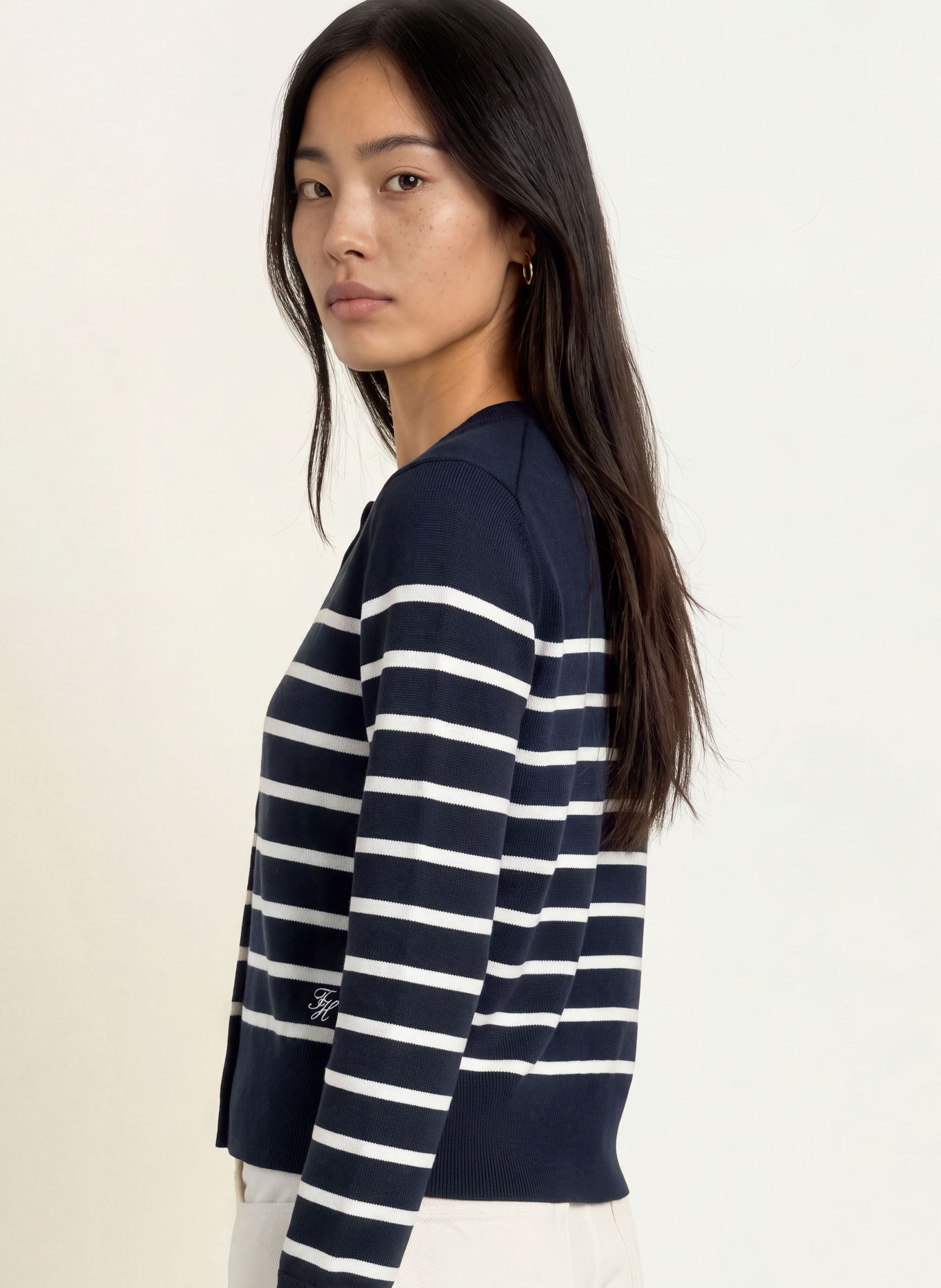 TOMMY HILFIGER Strickjacke: DUNKELBLAU / GOLD / WEISS