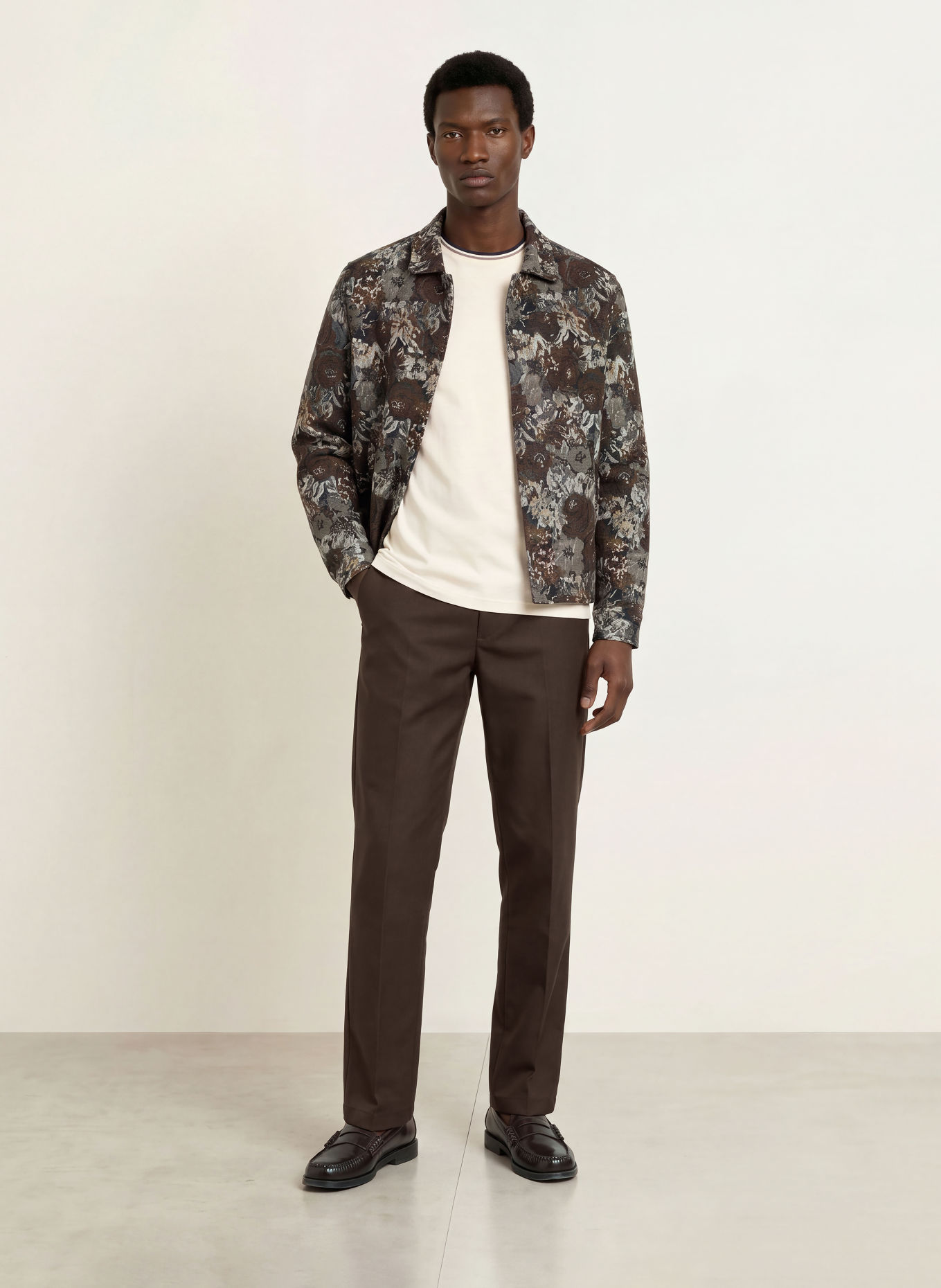 LES DEUX Chinos Regular Fit: MÖRKBRUN