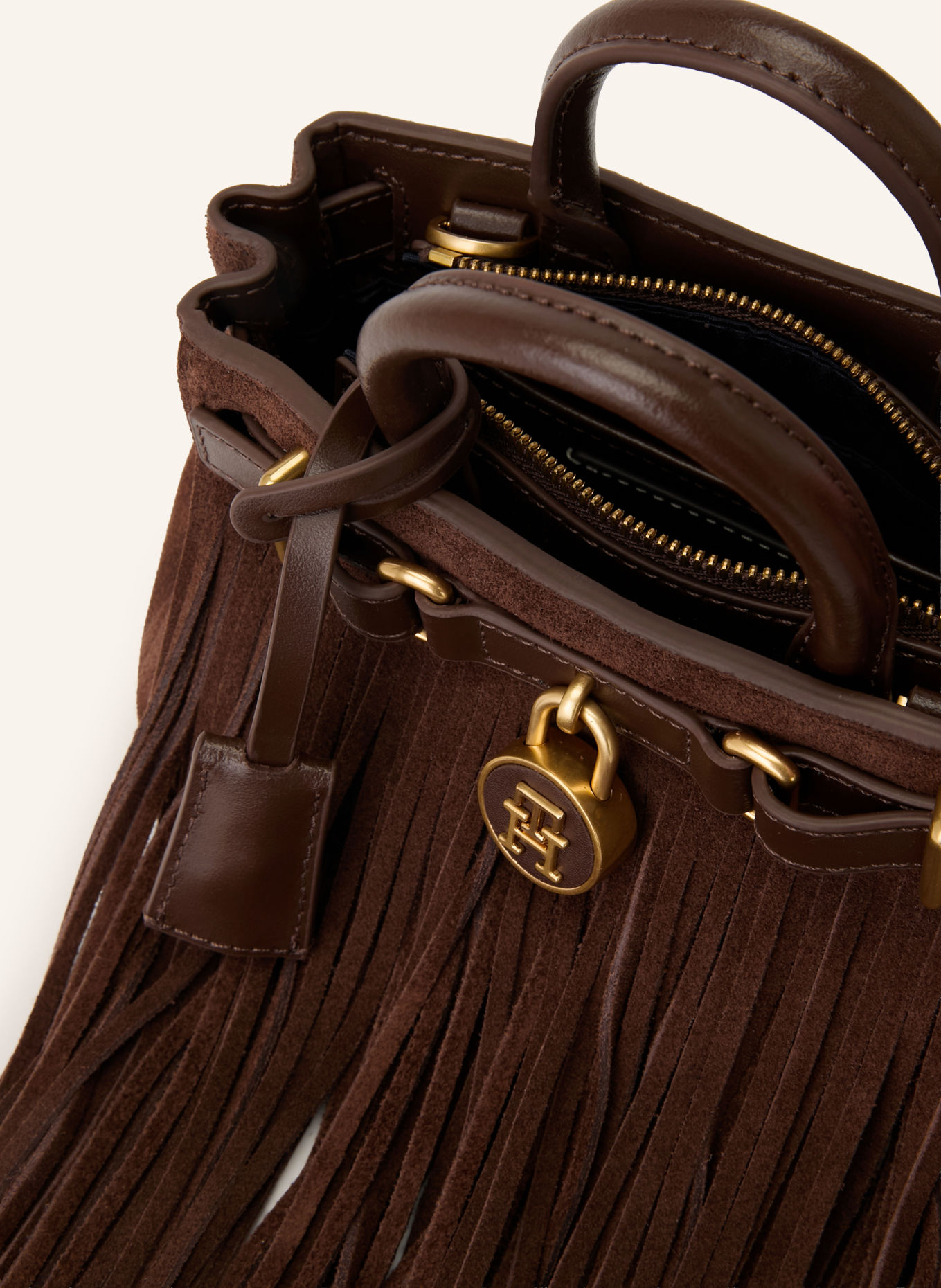 TOMMY HILFIGER Handtasche: DUNKELBRAUN / GOLD