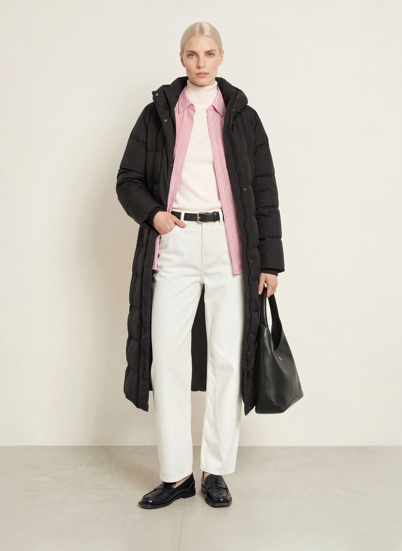 TOMMY HILFIGER Daunenmantel: SCHWARZ