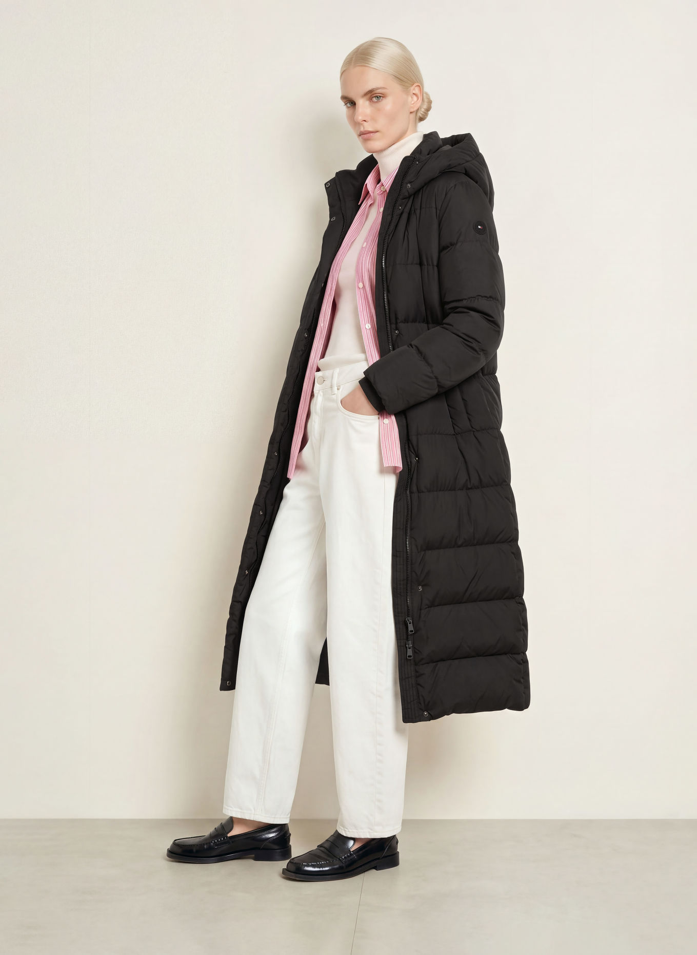 TOMMY HILFIGER Daunenmantel: SCHWARZ