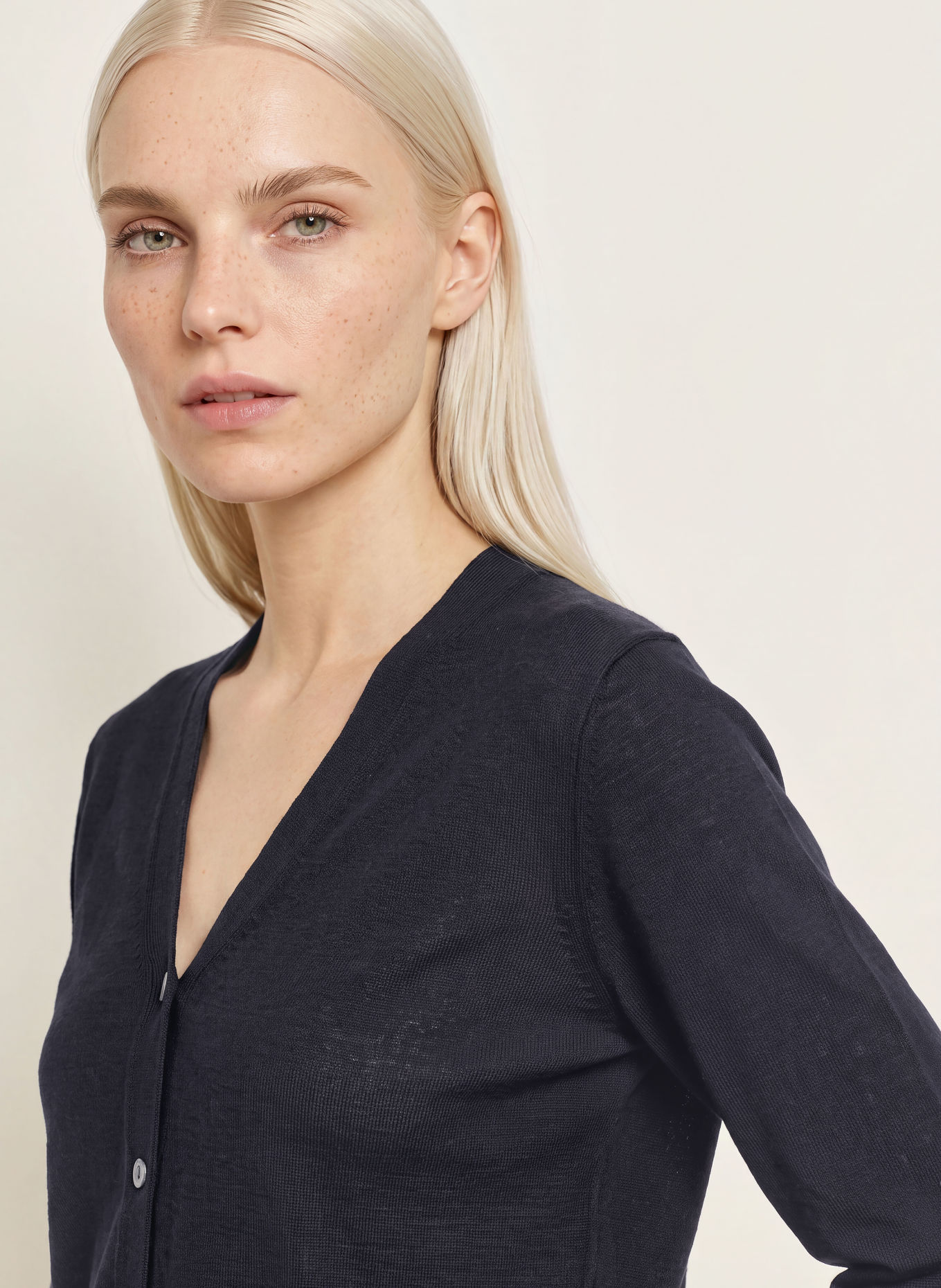 MAERZ MUENCHEN Strickjacke: DUNKELBLAU