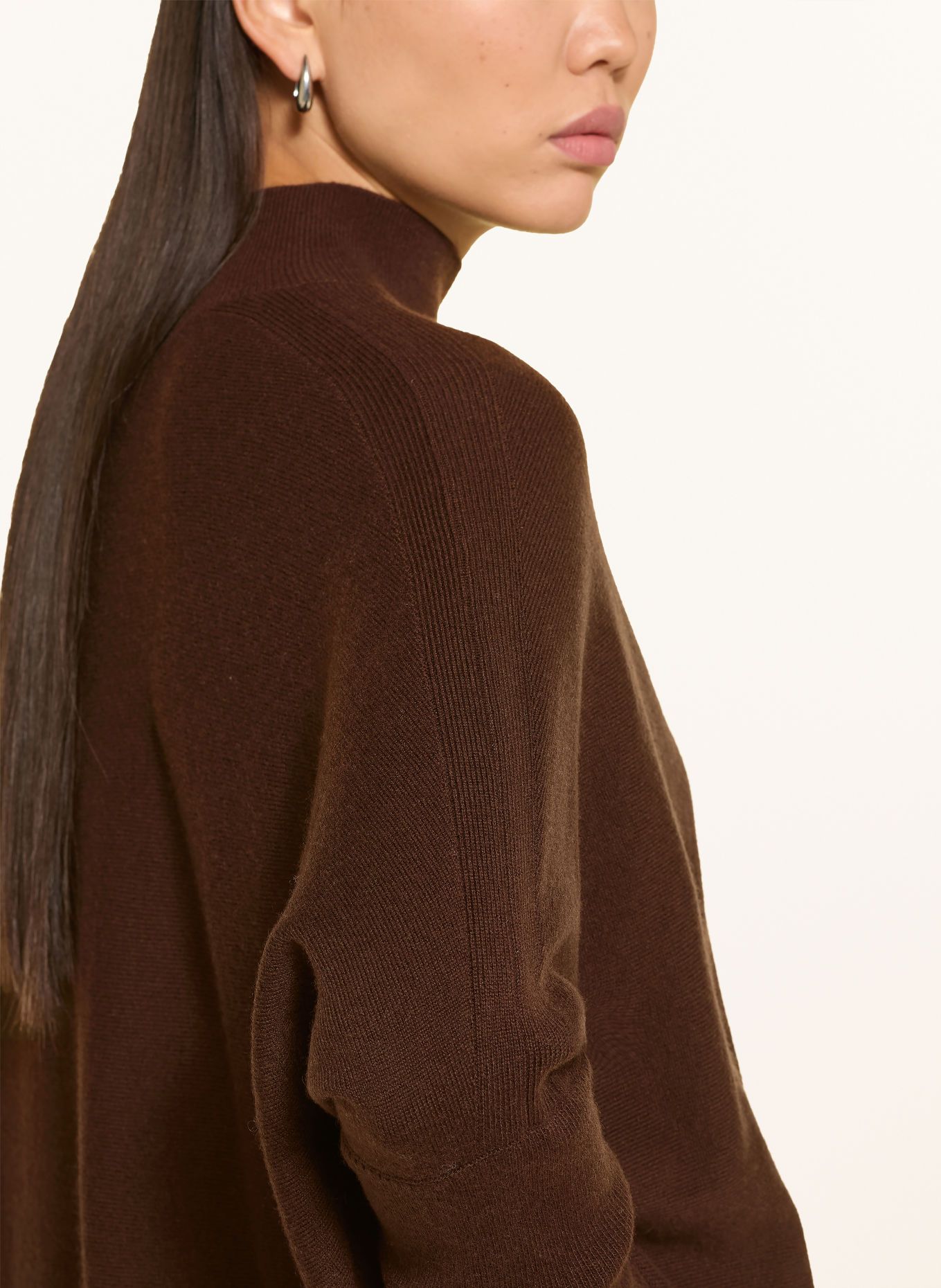 REPEAT Sweater: DARK BROWN