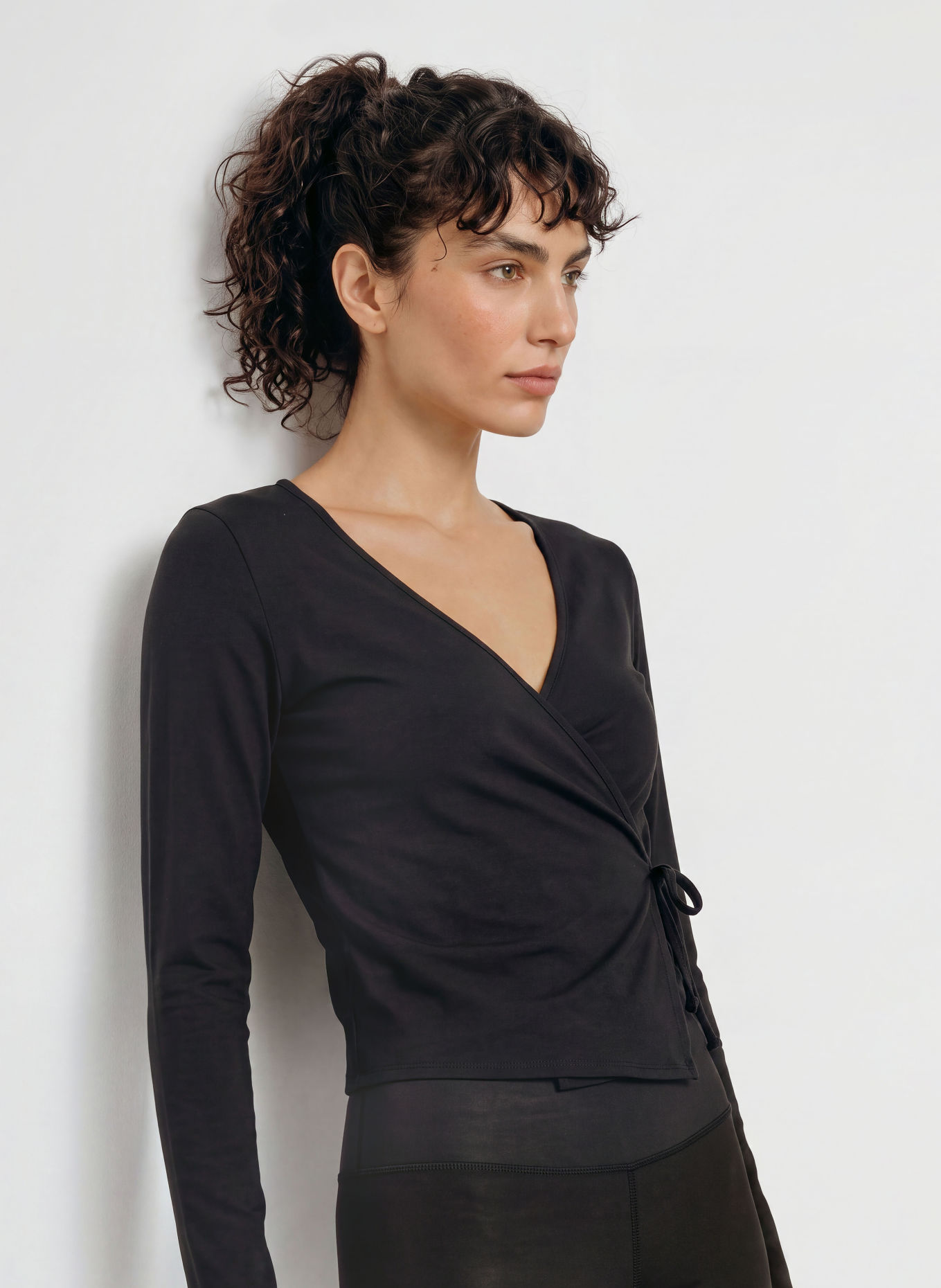 MANDALA Veste croisée en jersey: NOIR
