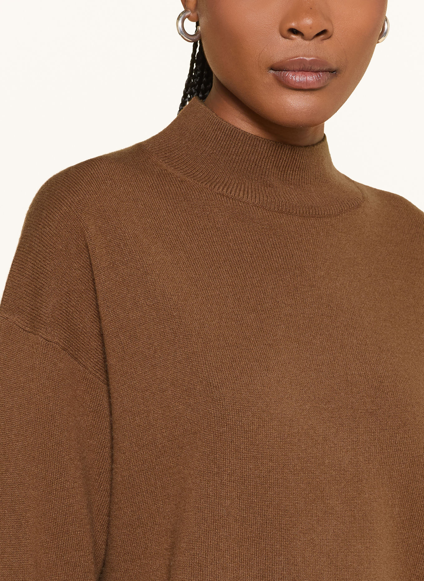 RIANI Sweaters made with merino wool and cashmere: BROWN