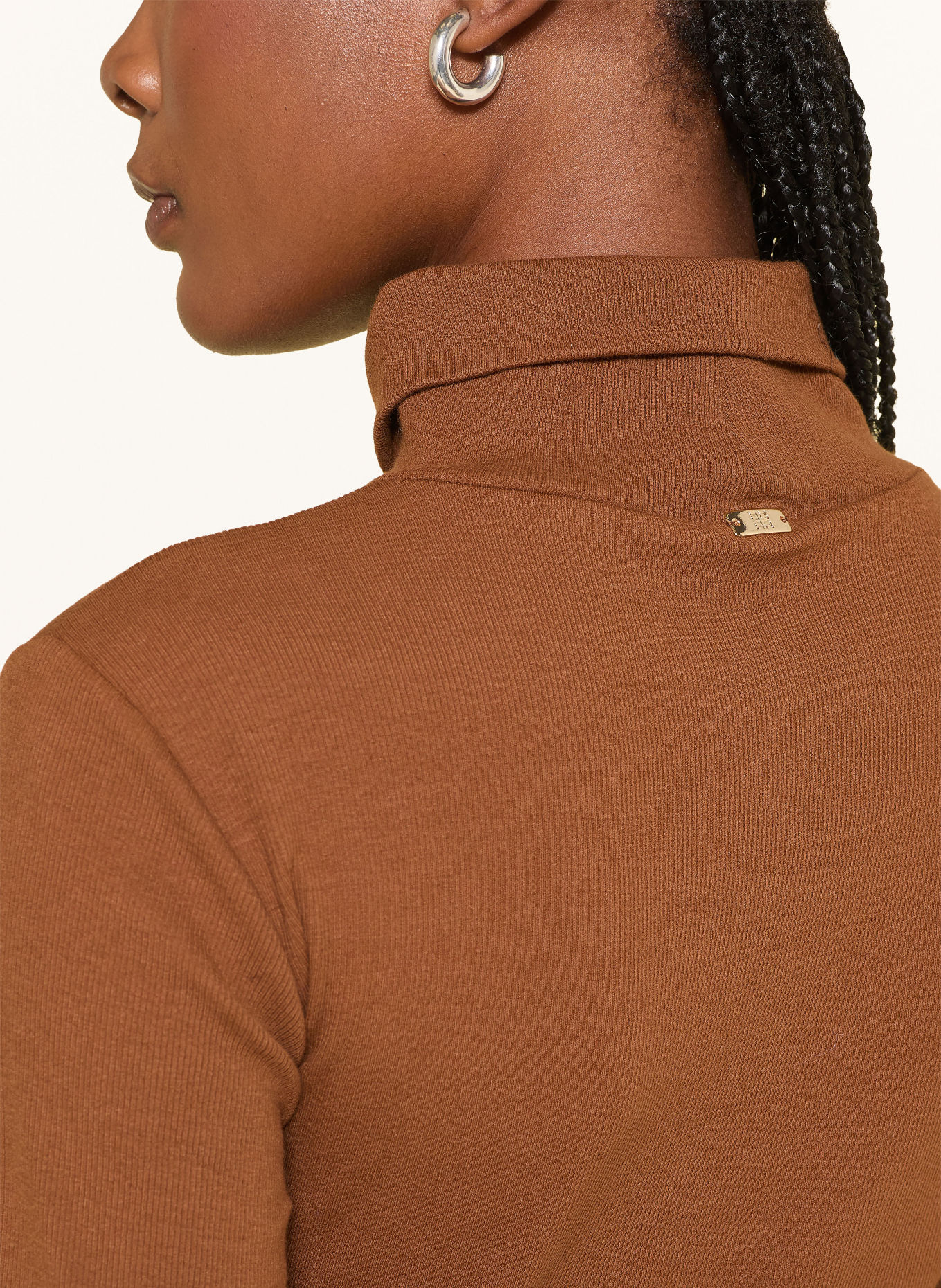 RIANI Longsleeve: COGNAC