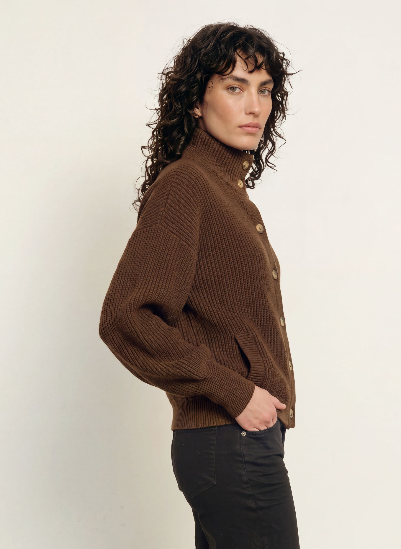 SoSUE Strickjacke aus Merinowolle: BRAUN