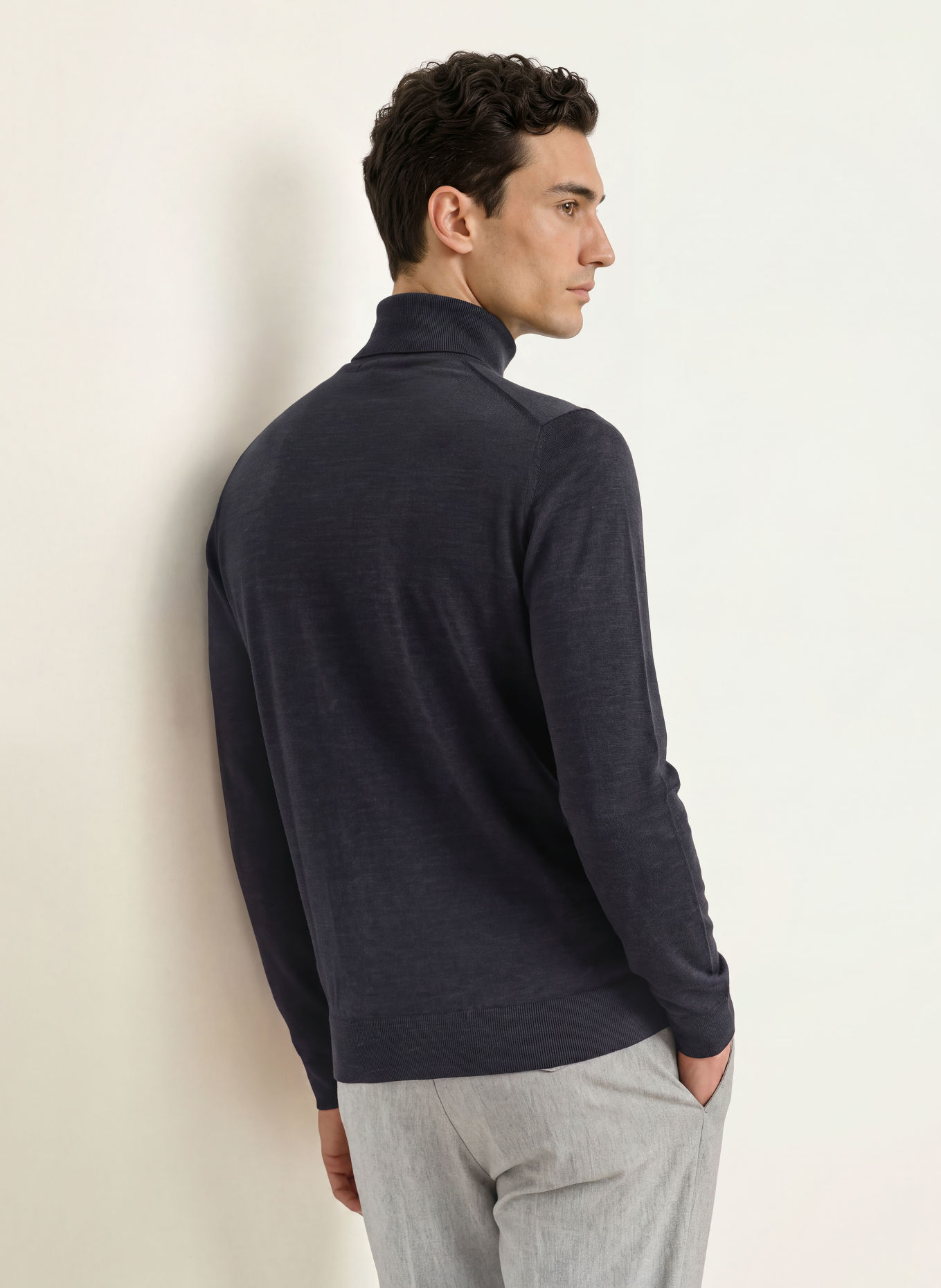 JOHN SMEDLEY Rollkragenpullover aus Merinowolle: DUNKELGRAU