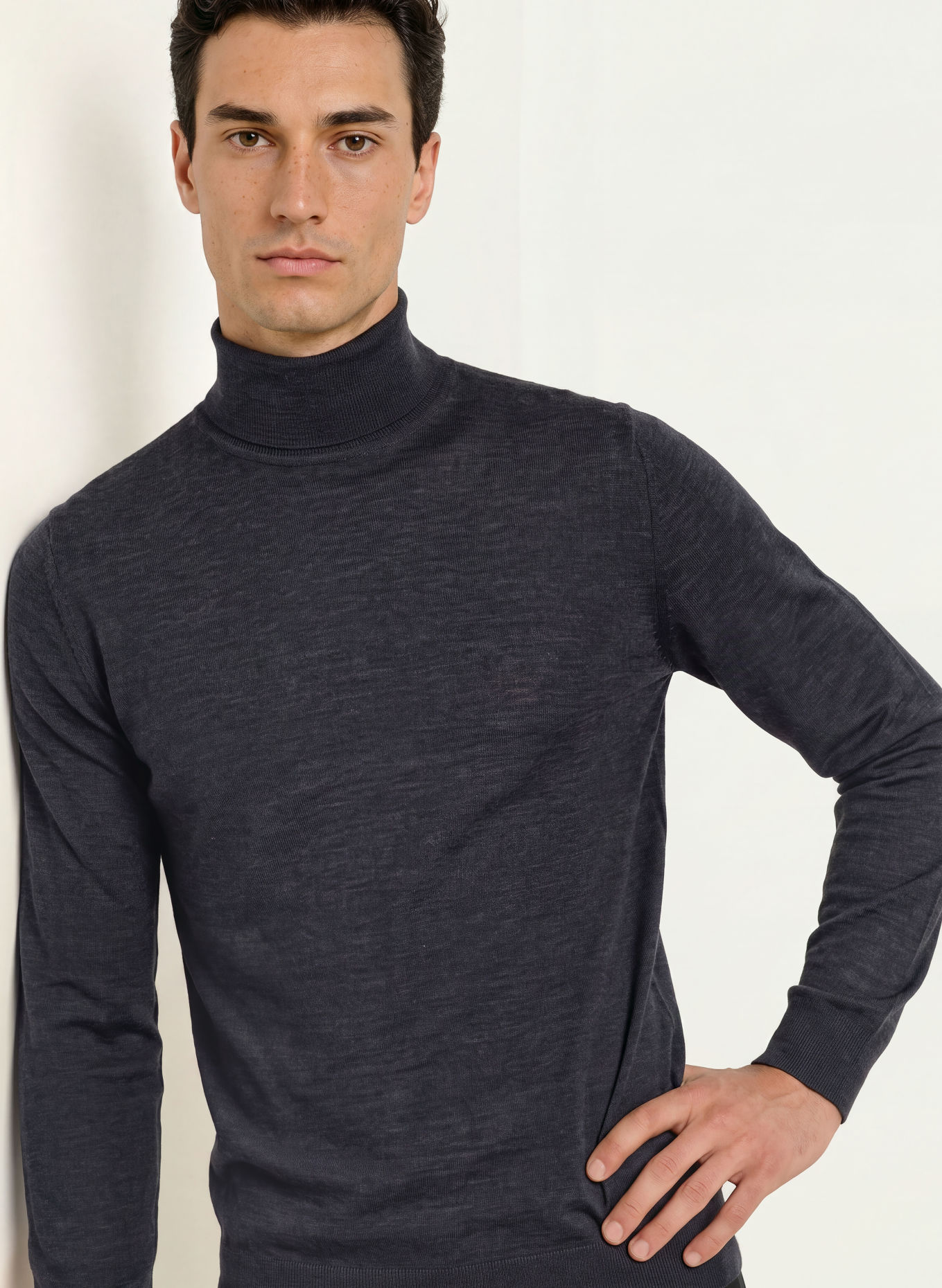 JOHN SMEDLEY Rollkragenpullover aus Merinowolle: DUNKELGRAU