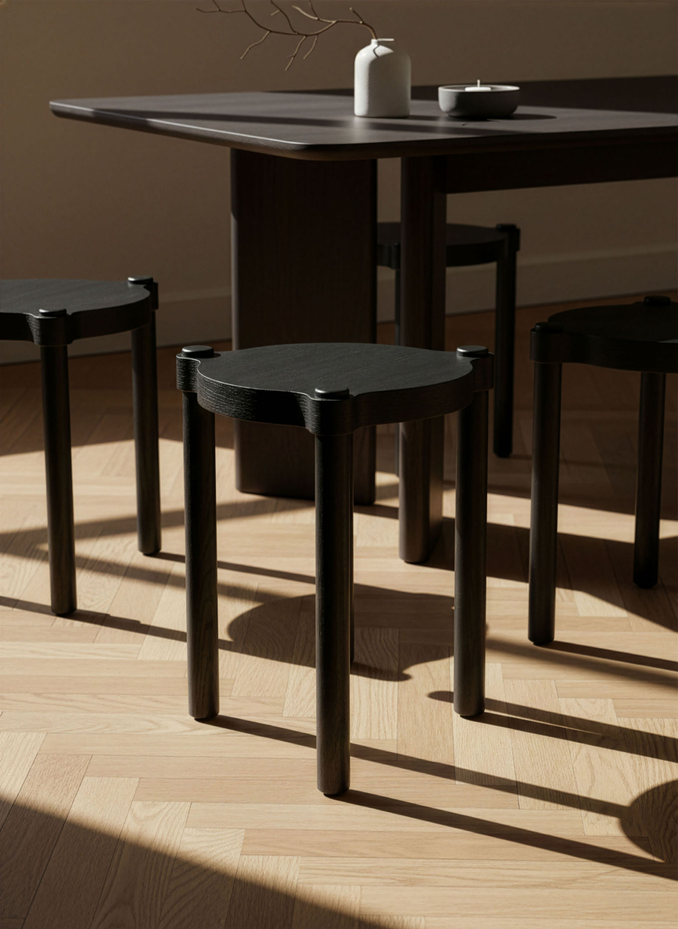 COOEE Design Stool: BLACK