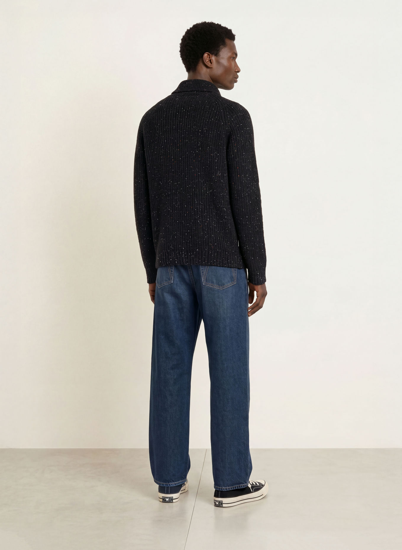 ARMEDANGELS Turtleneck: BLACK / WHITE