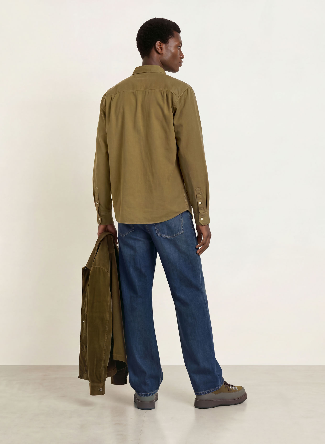 ARMEDANGELS Koszula o luźnym kroju: KHAKI
