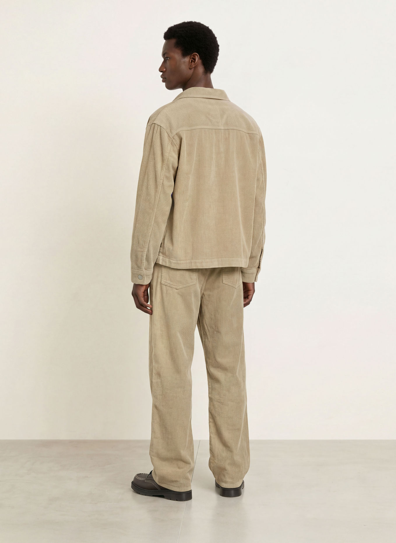 ARMEDANGELS Overjacket aus Cord: OLIV