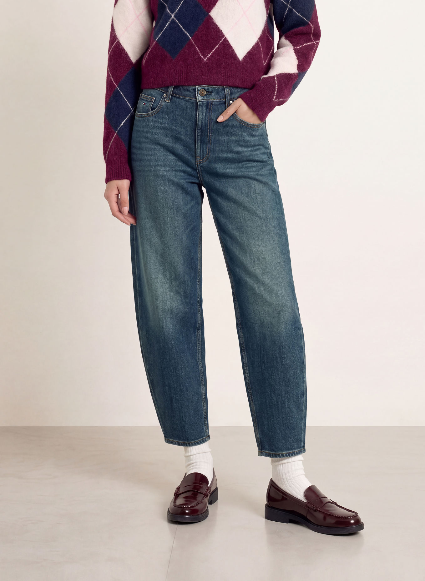 TOMMY JEANS Barrel Jeans JEANIE BALLOON: 1BK Denim Dark