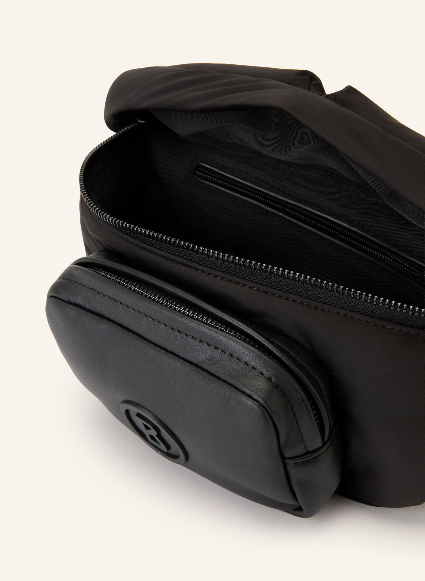 BOGNER Gürteltasche RUNA: SCHWARZ