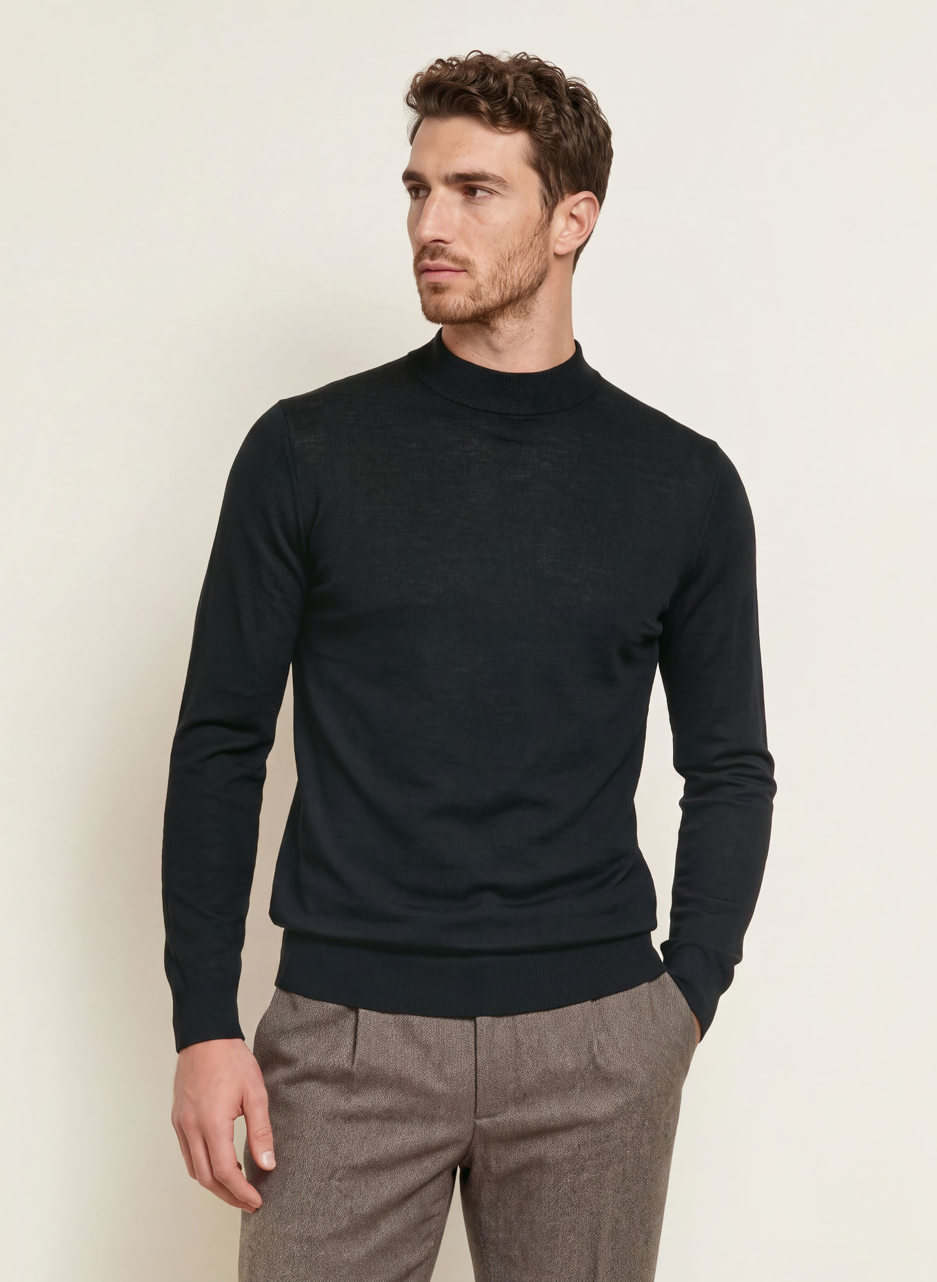PROFUOMO Trui: ZWART