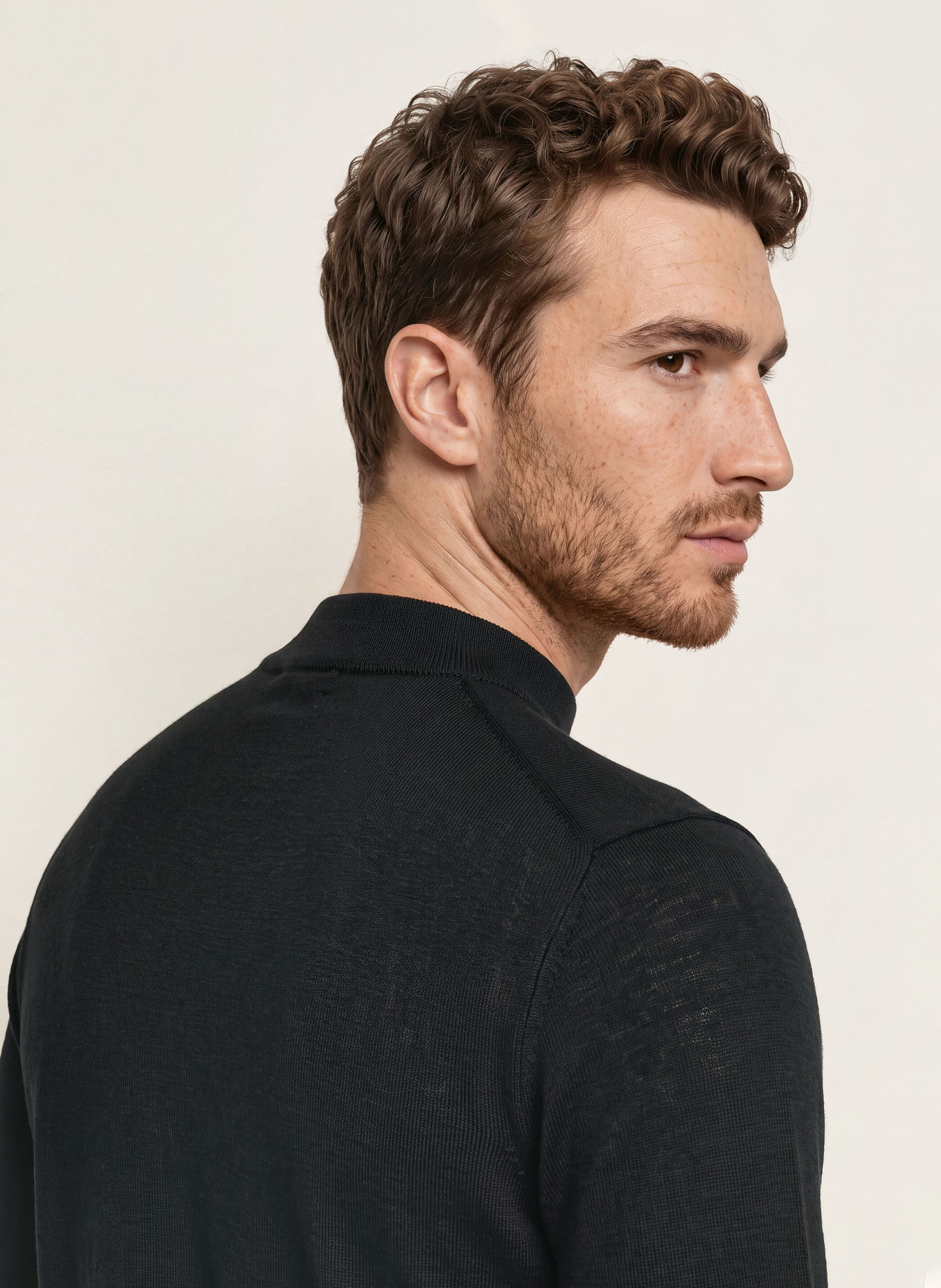 PROFUOMO Trui: ZWART