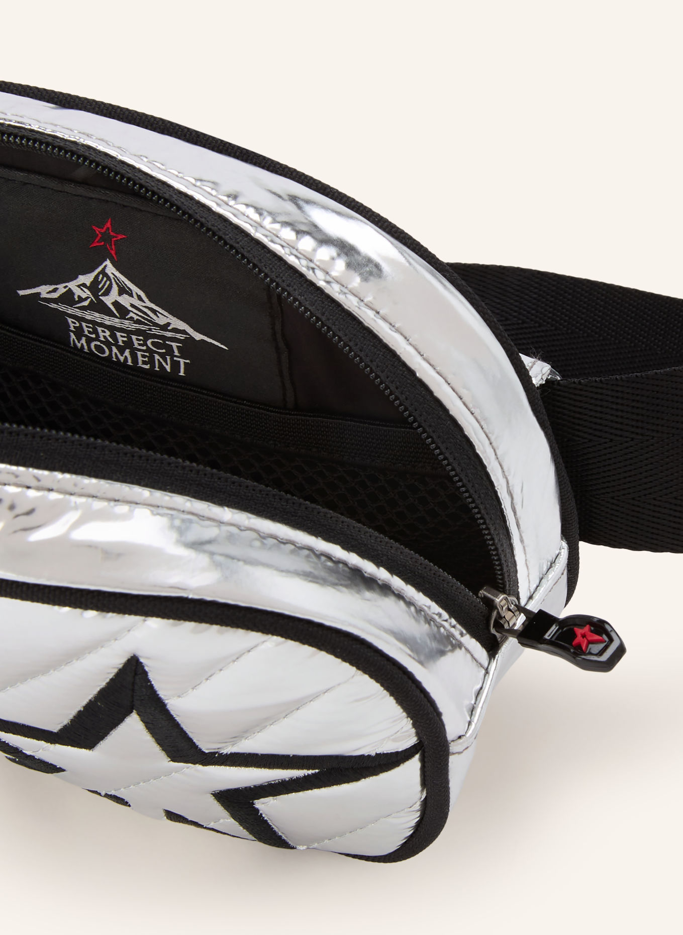 PERFECT MOMENT Heuptas STAR BUM: ZILVER / ZWART